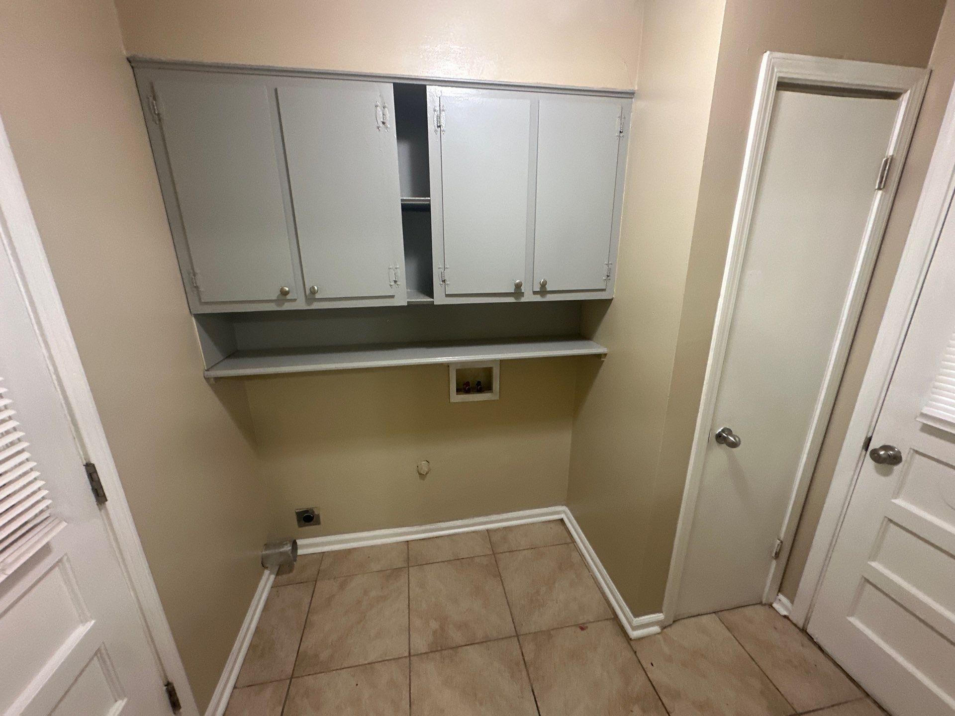 2574 St Elmo Ave Property Photo 8
