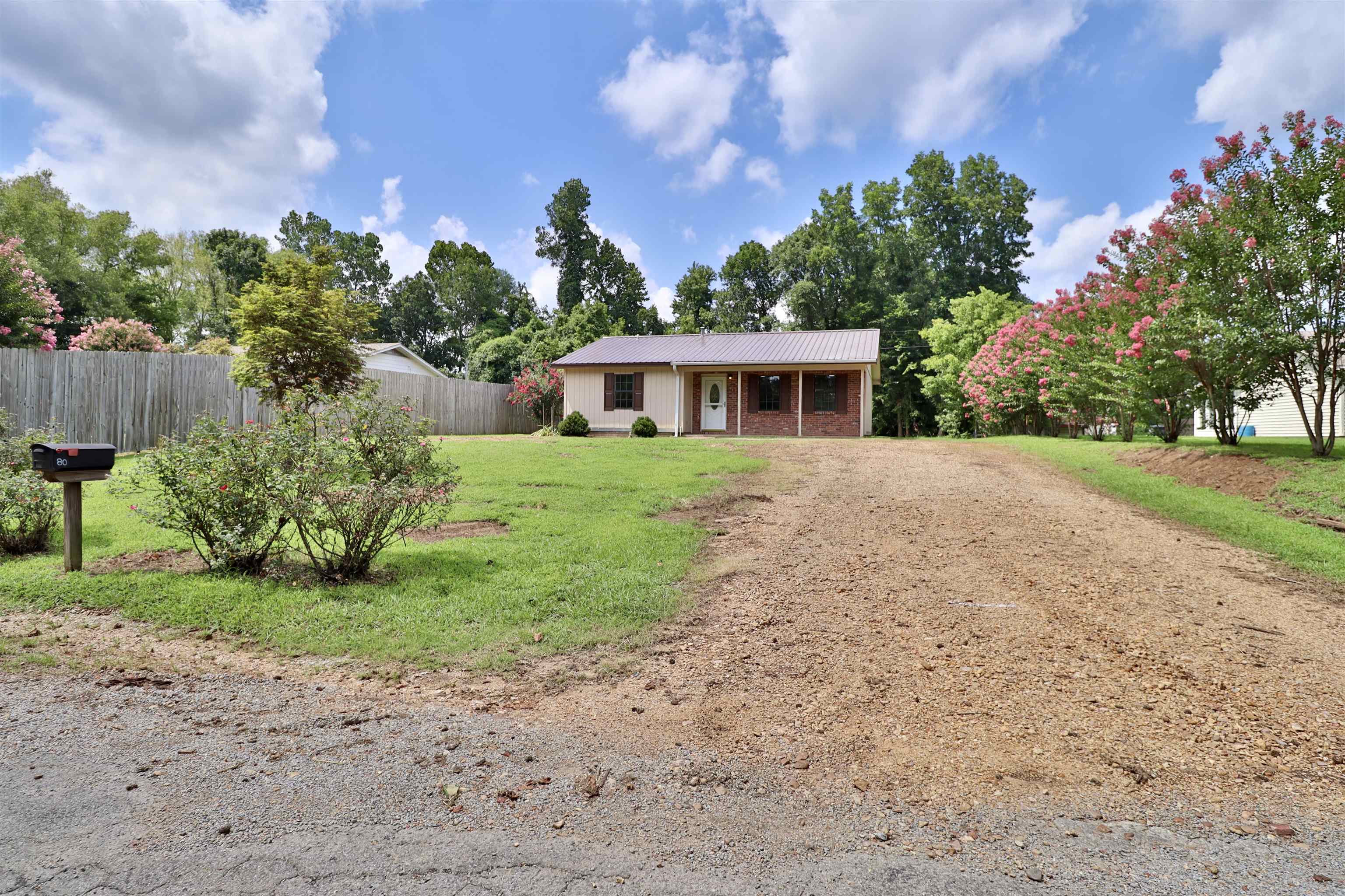 80 Long Hole Rd Property Photo 2