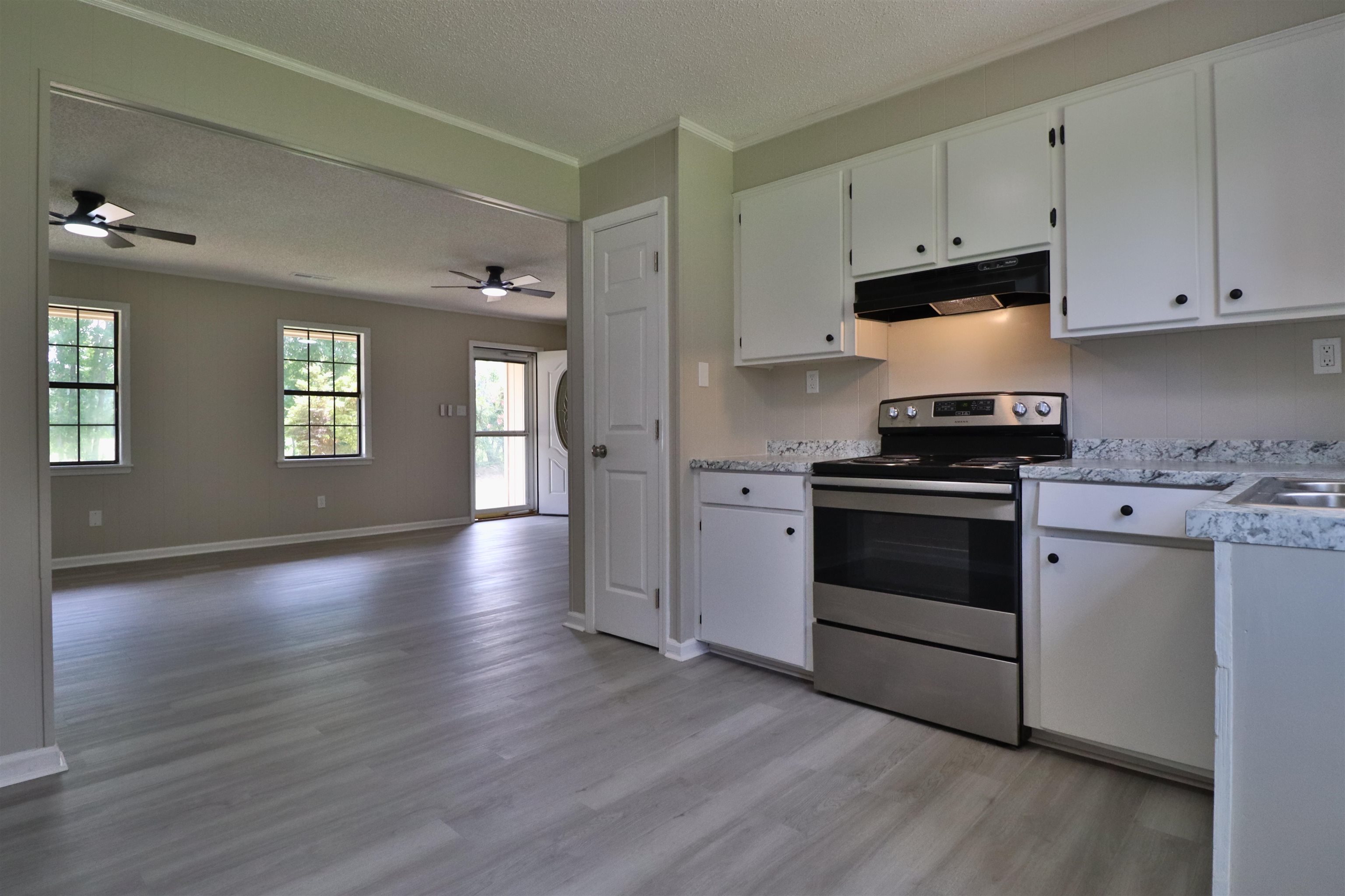 80 Long Hole Rd Property Photo 10