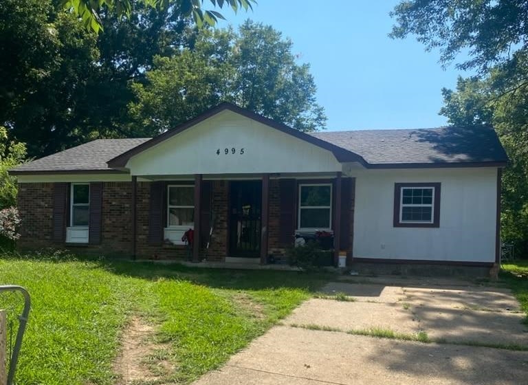 4995 Mike Dr Property Photo 1