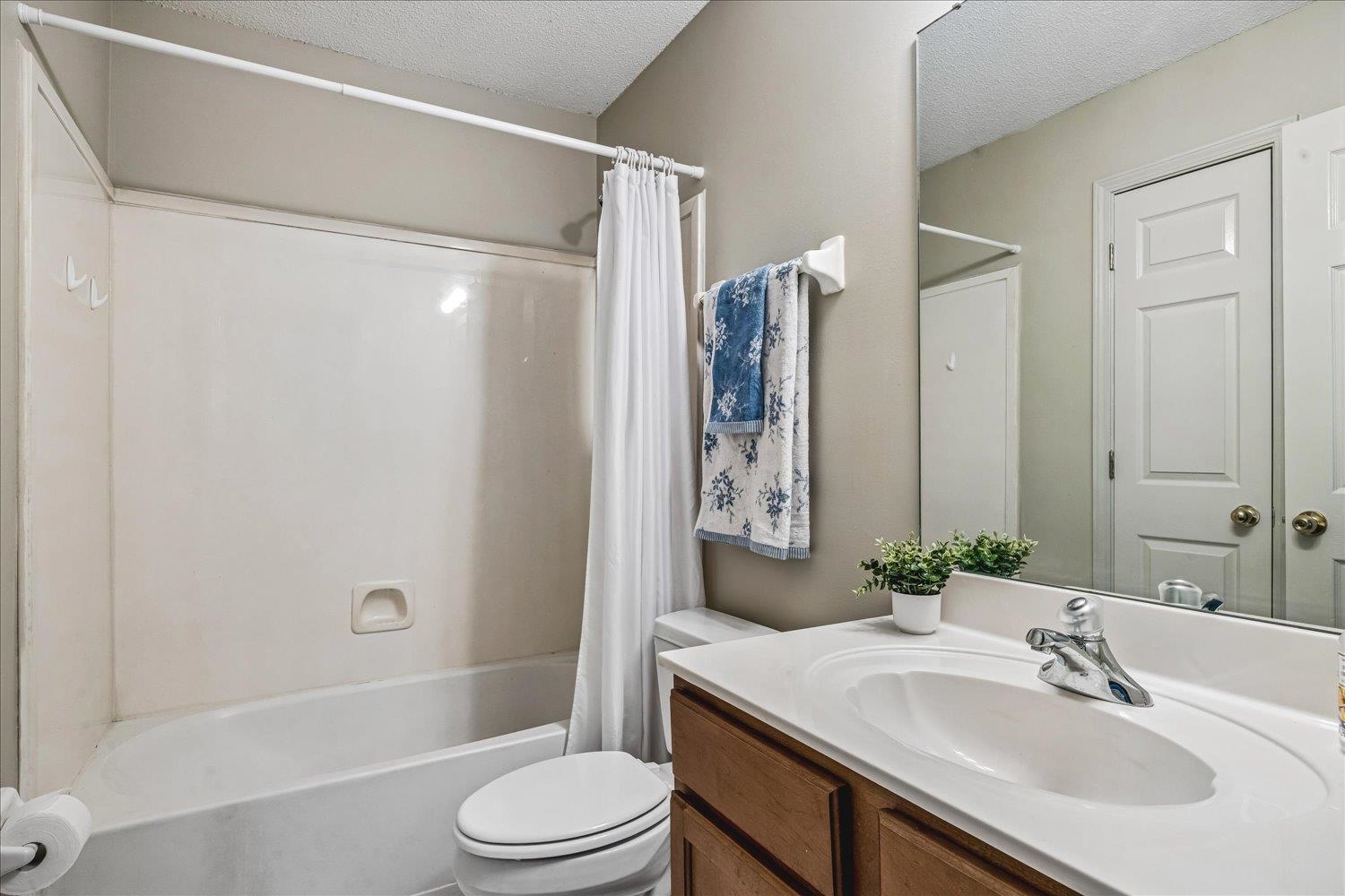 2724 Green Turtle Trl Property Photo 20