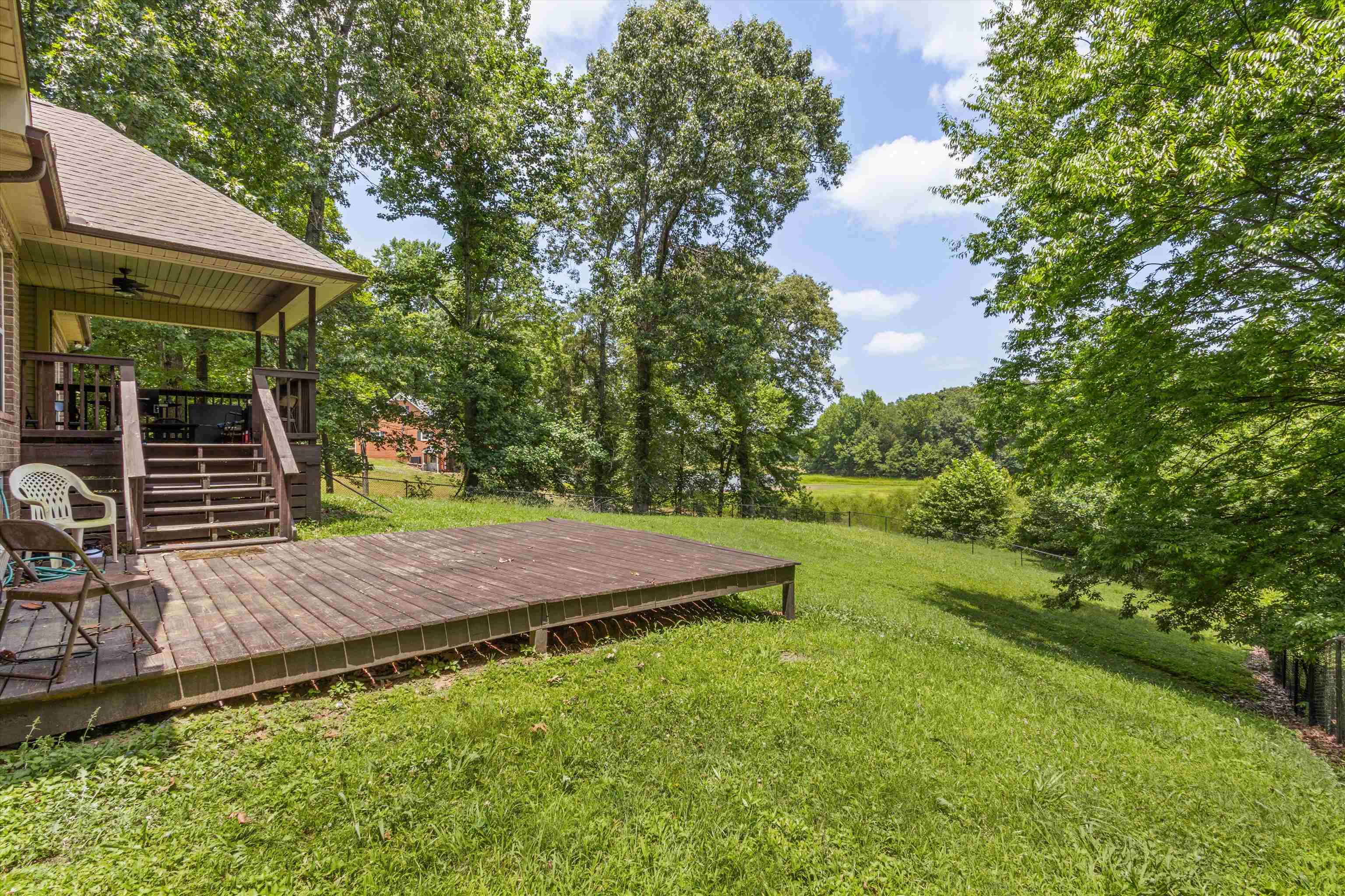 104 Springbrook Dr Property Photo 27