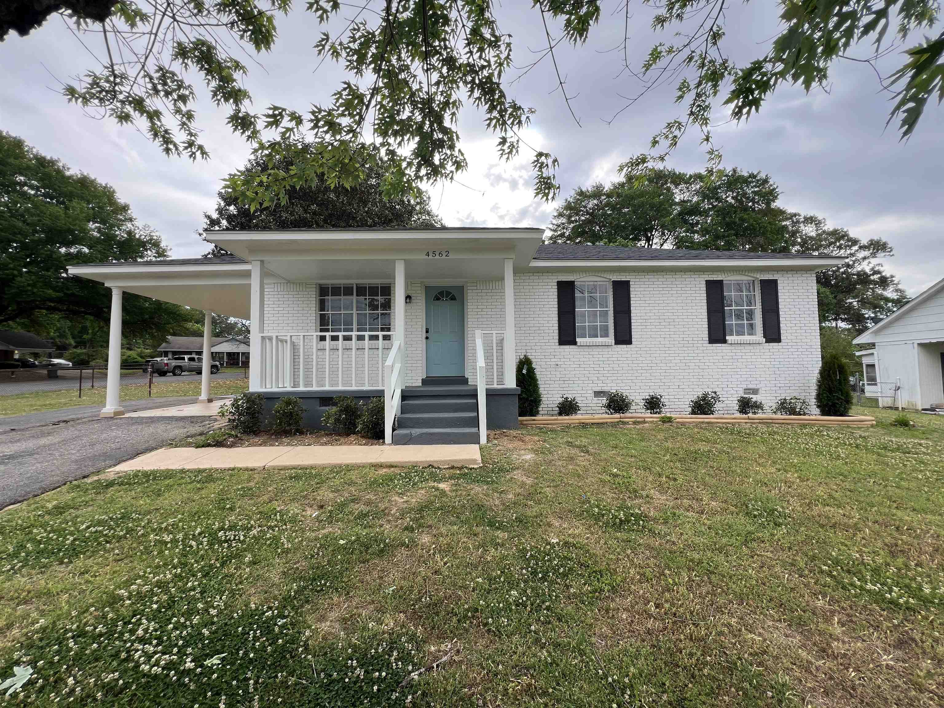 4562 Sundown Ln Property Photo 1