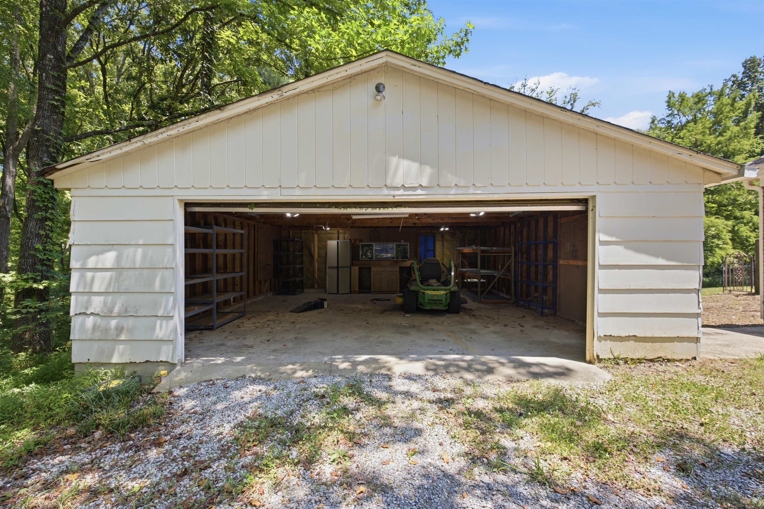 1370 Reid Hooker Rd N Property Photo 39