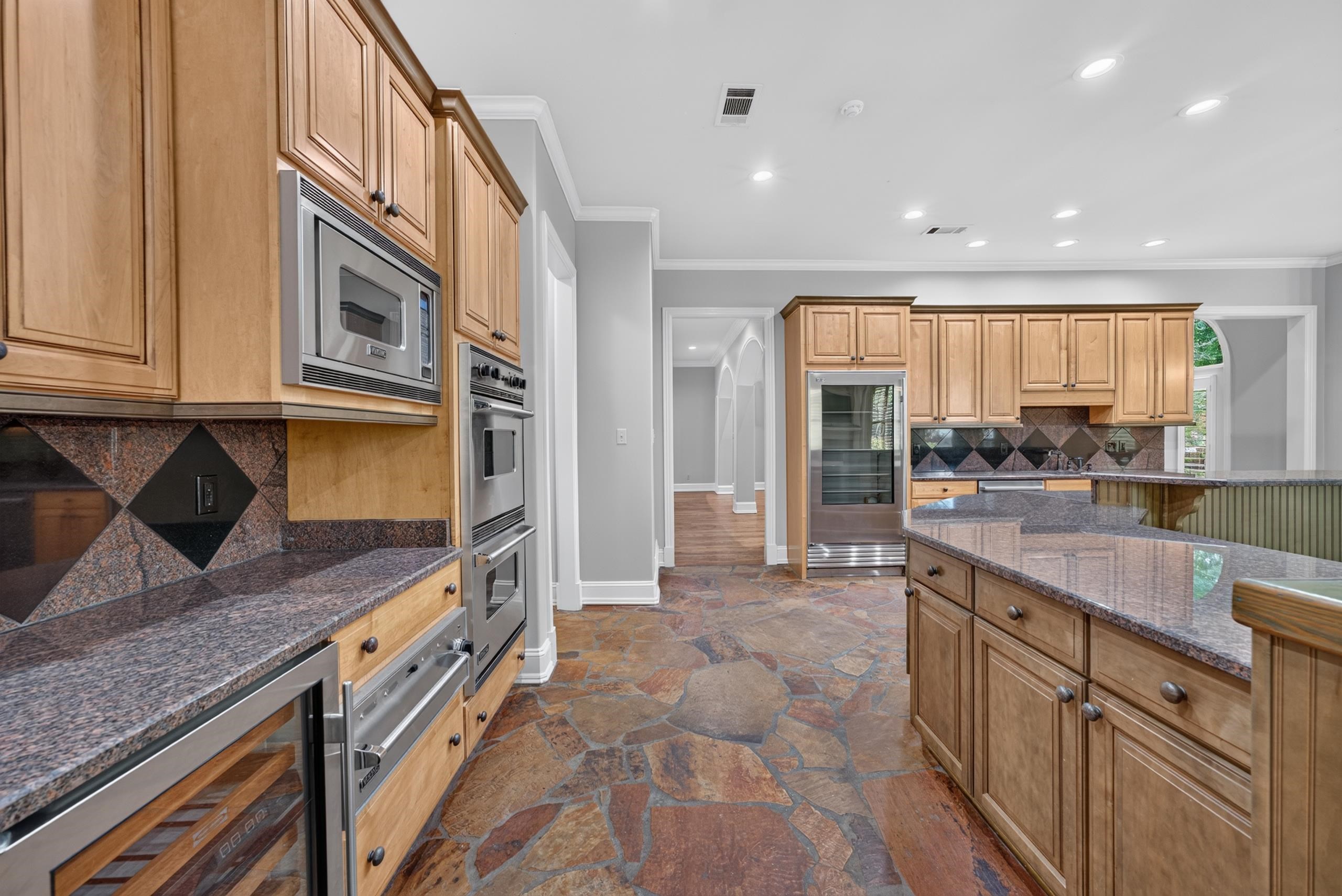 3415 Bedford Ln Property Photo 12