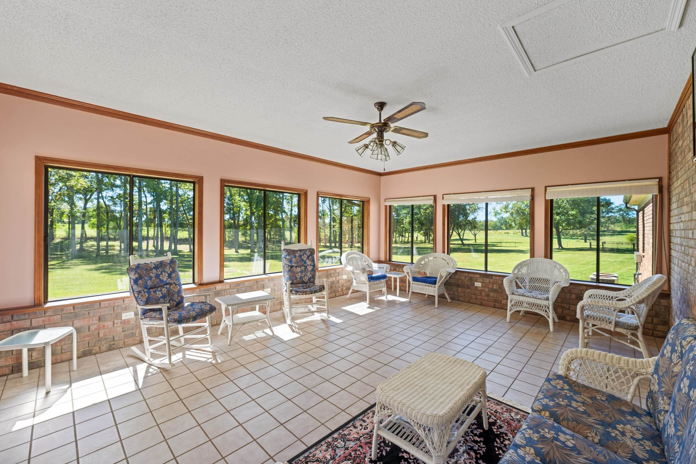 650 Blain Rd Property Photo 5