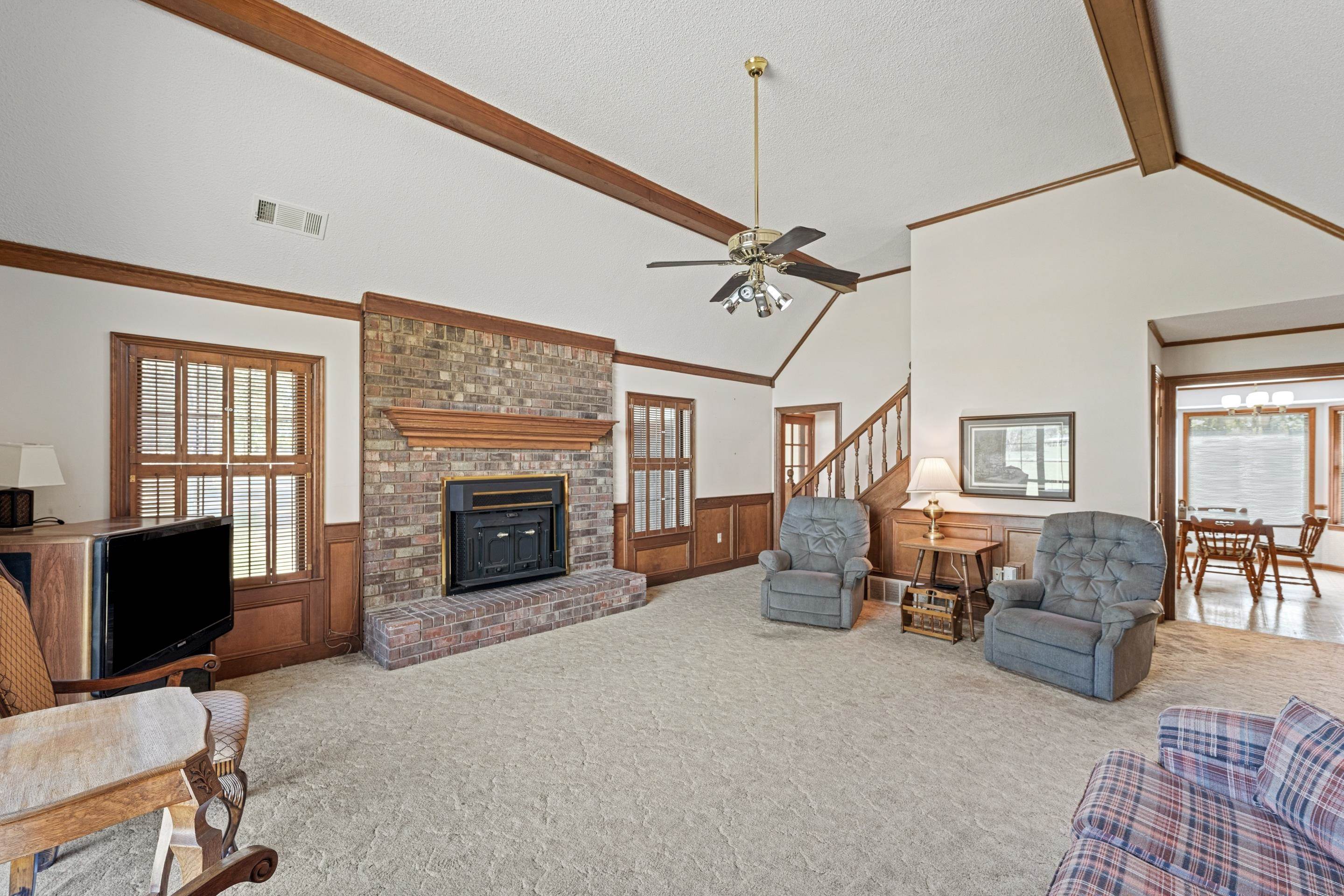 650 Blain Rd Property Photo 8