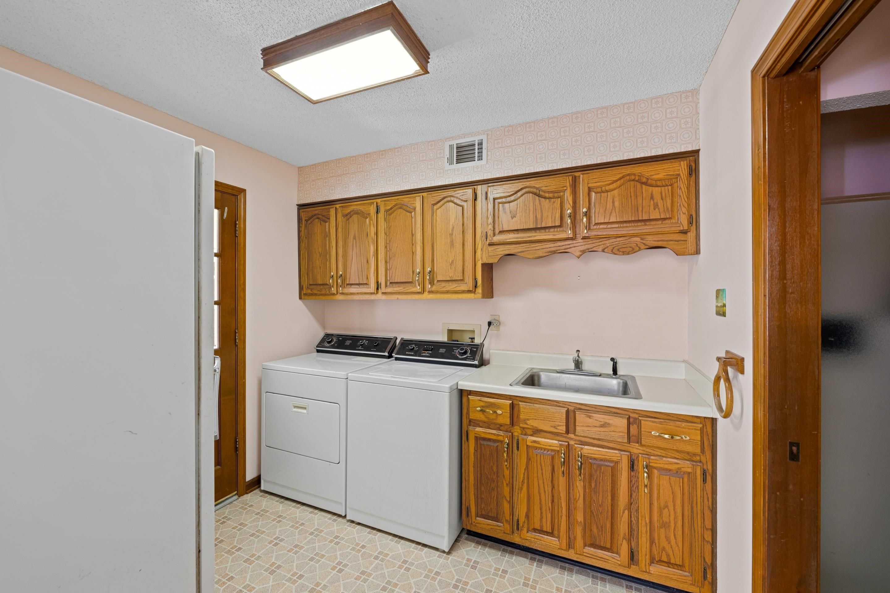 650 Blain Rd Property Photo 12