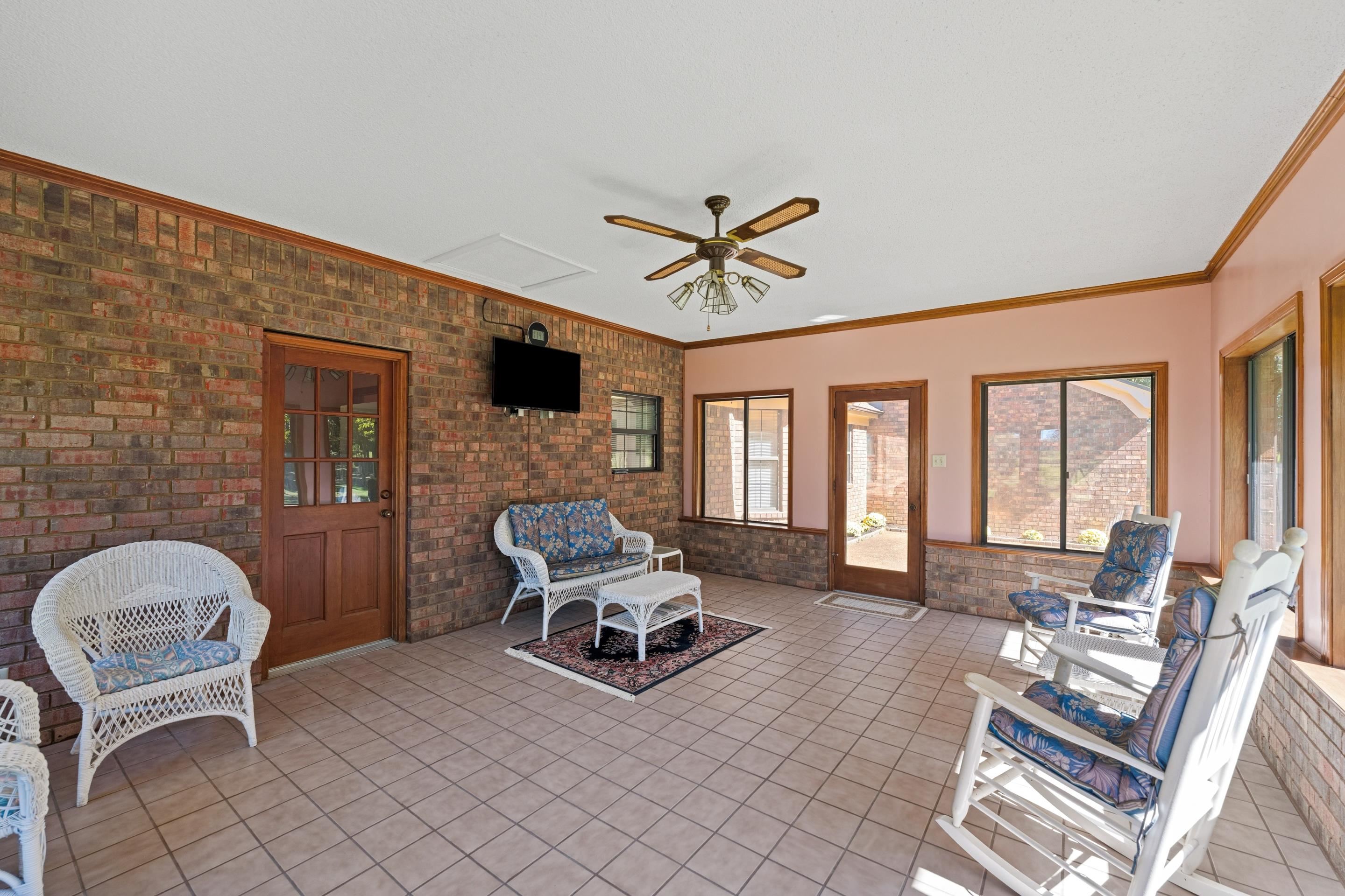 650 Blain Rd Property Photo 14