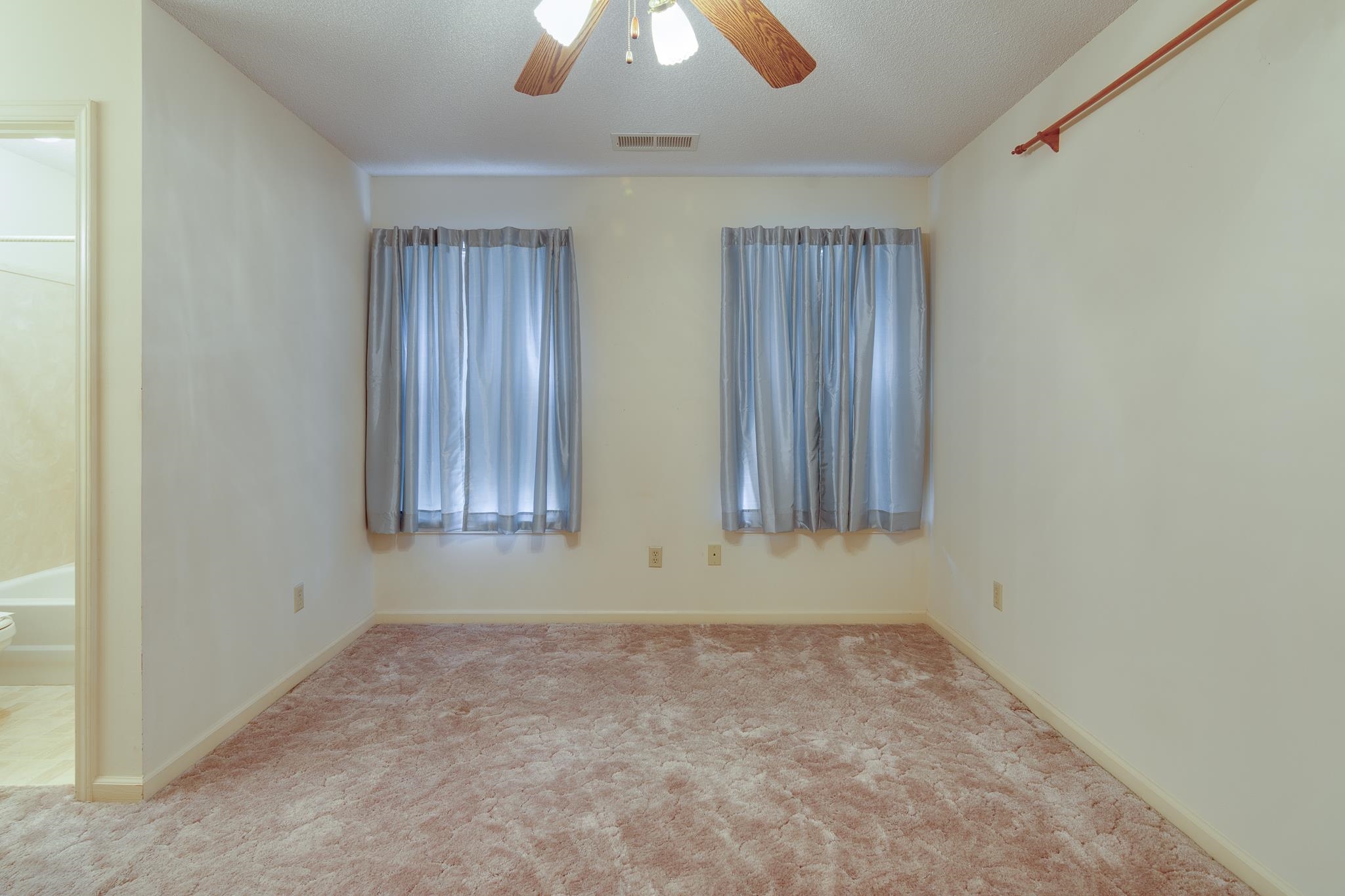 41 Kingston Dr Property Photo 24