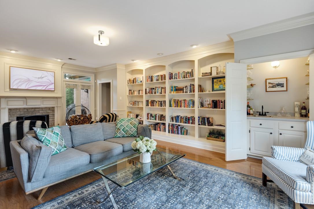 9675 Spring Hollow Cv Property Photo 1