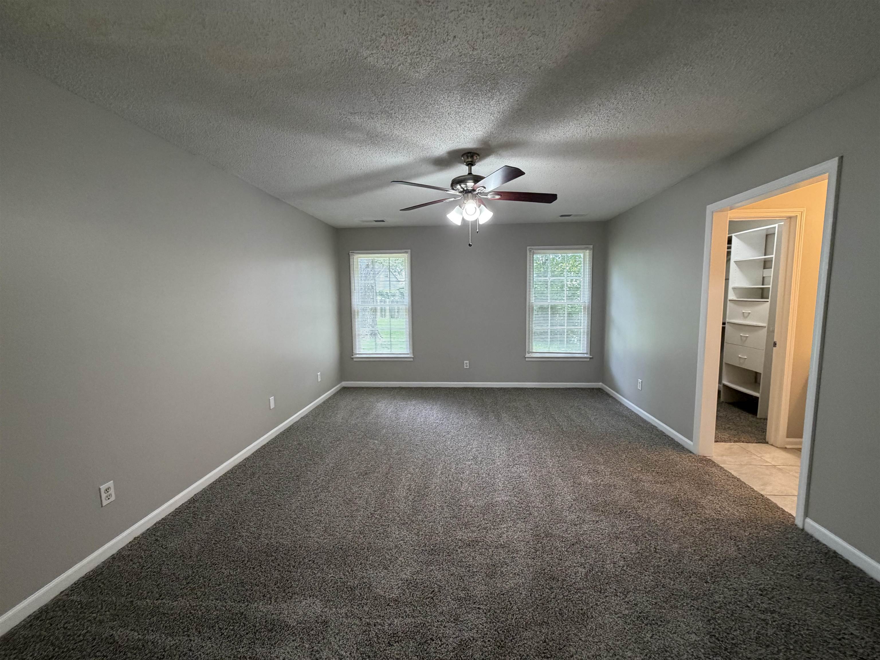 2826 Lanthorn Dr Property Photo 16