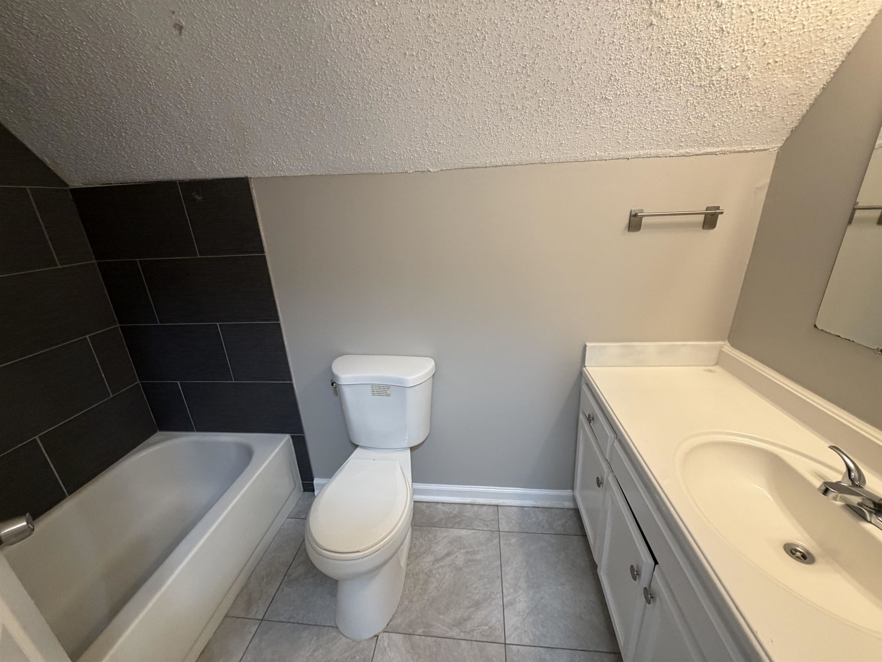 2826 Lanthorn Dr Property Photo 27
