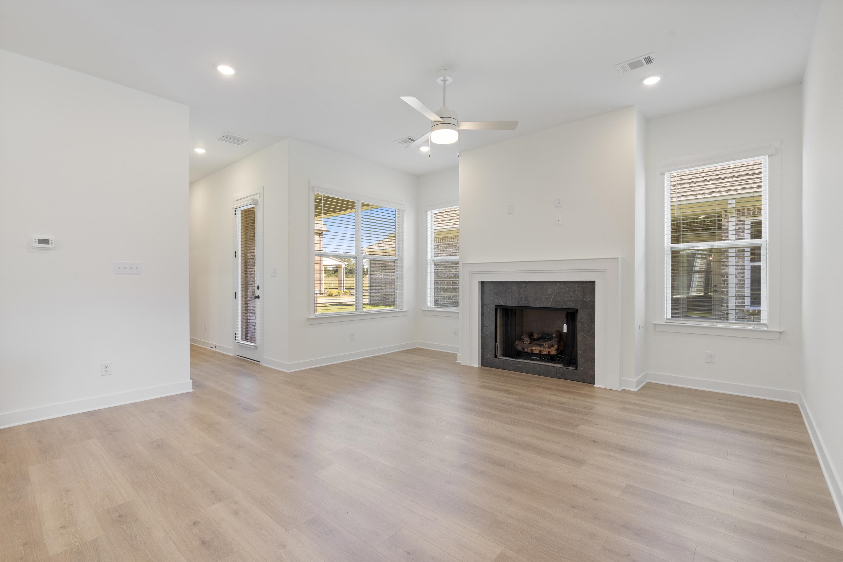 10254 Louanne Dr Property Photo 10