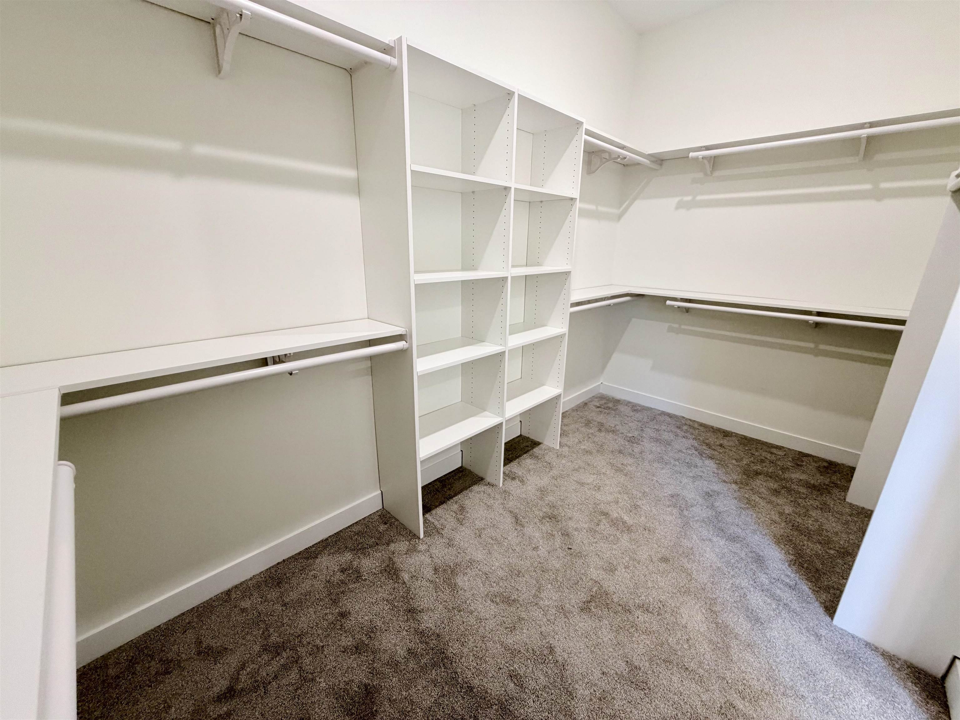 10254 Louanne Dr Property Photo 17