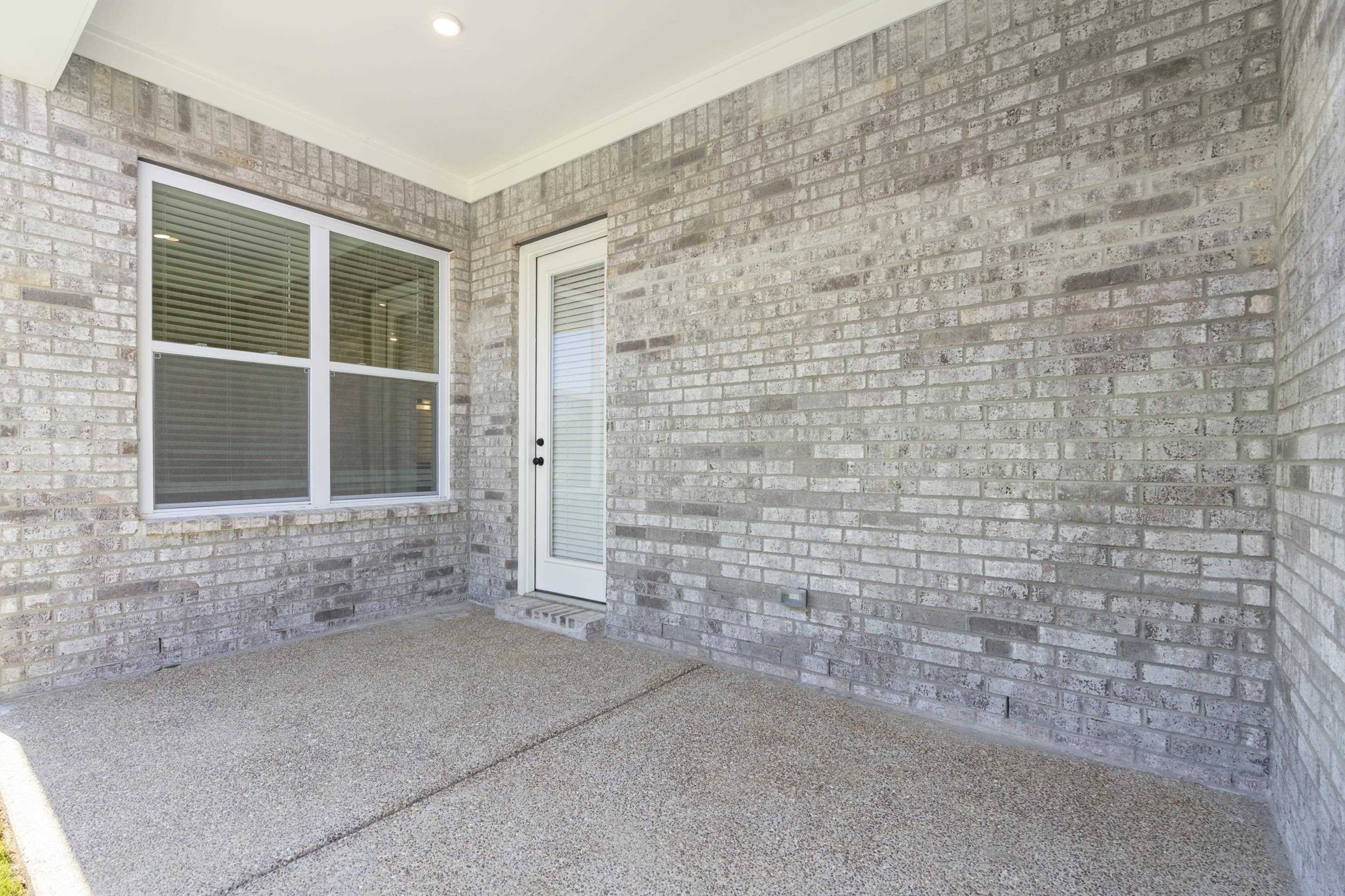 10254 Louanne Dr Property Photo 28
