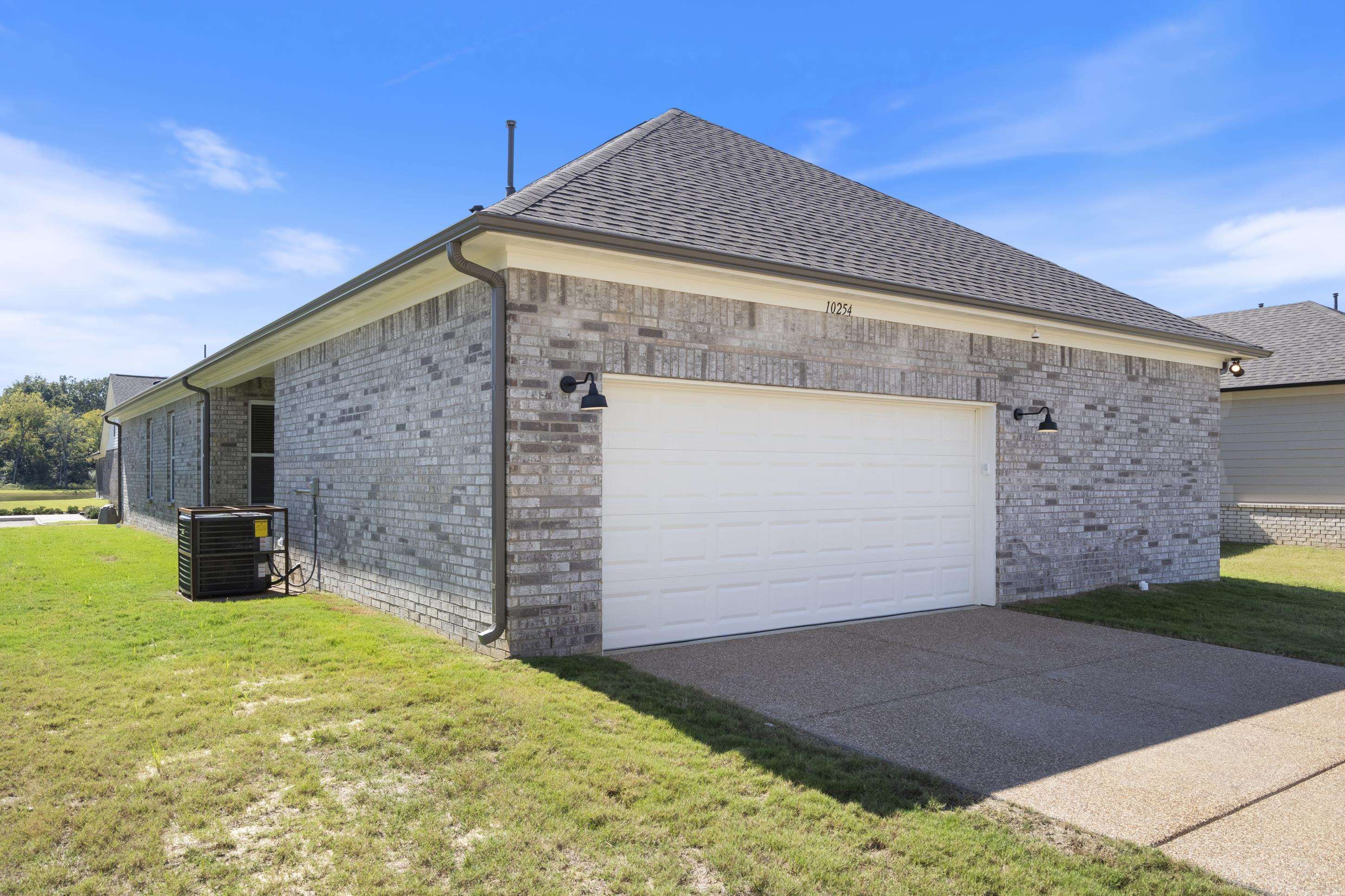 10254 Louanne Dr Property Photo 29