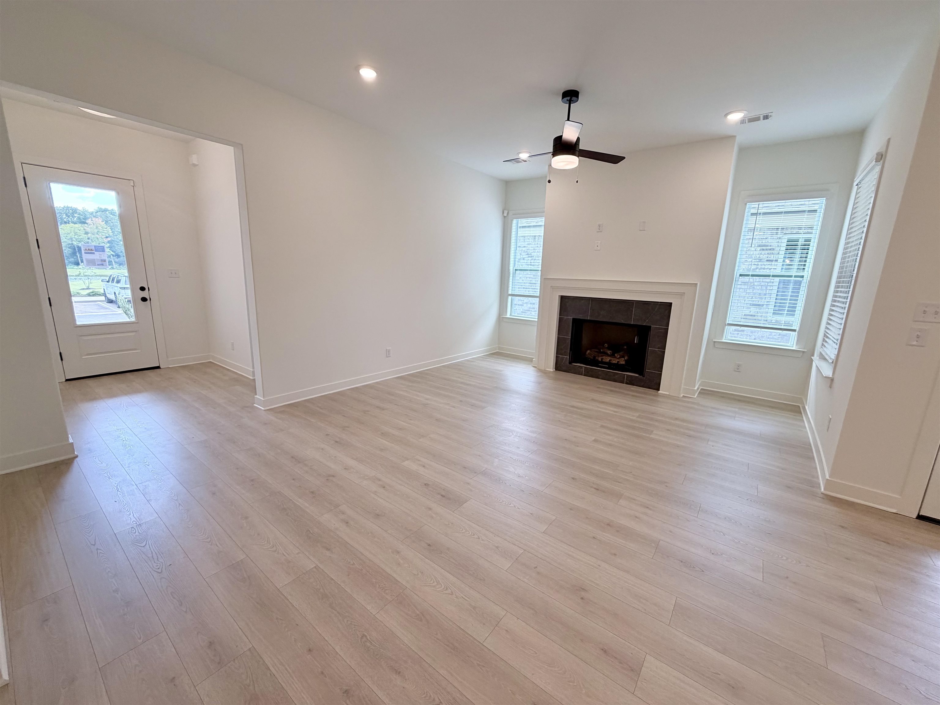 10260 Louanne Dr Property Photo 10