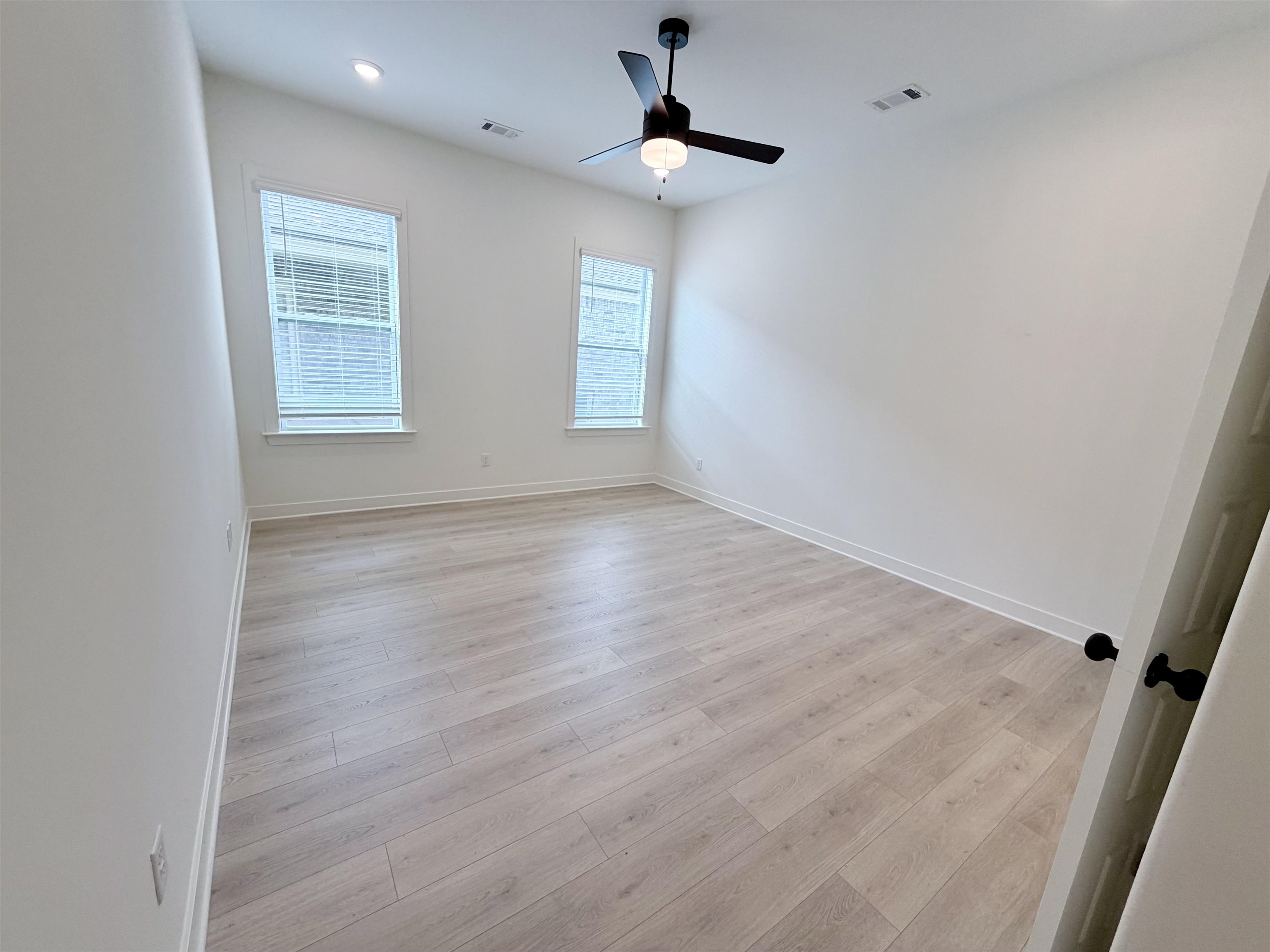 10260 Louanne Dr Property Photo 11