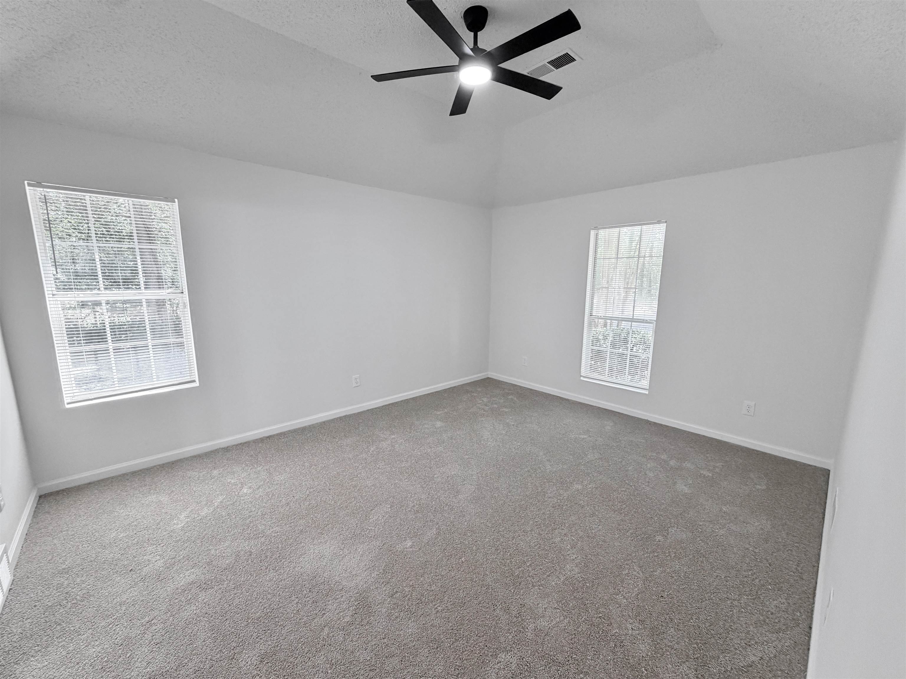 6392 N Watkins St Property Photo 14