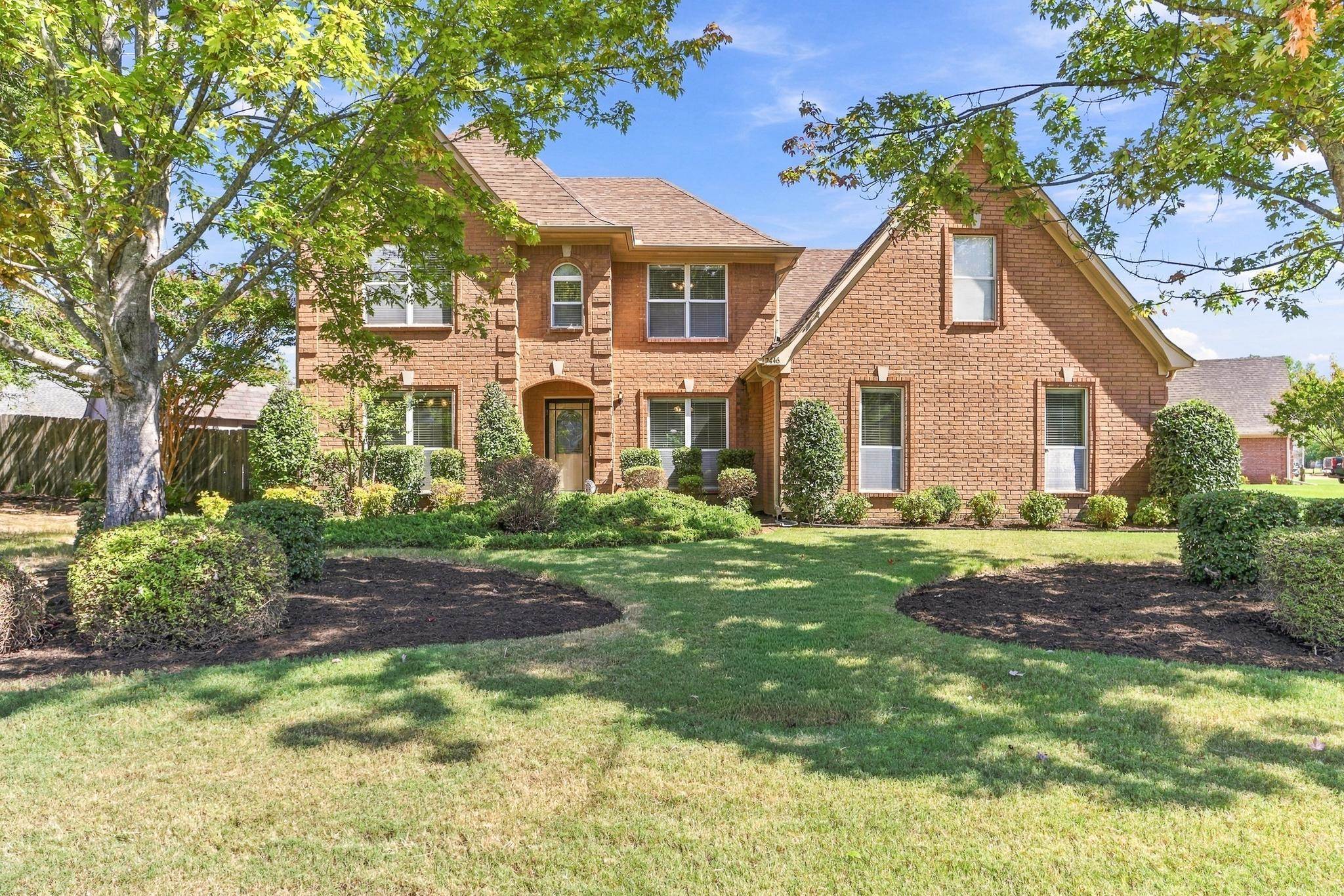 3446 Wolf Spring Ln Property Photo 4