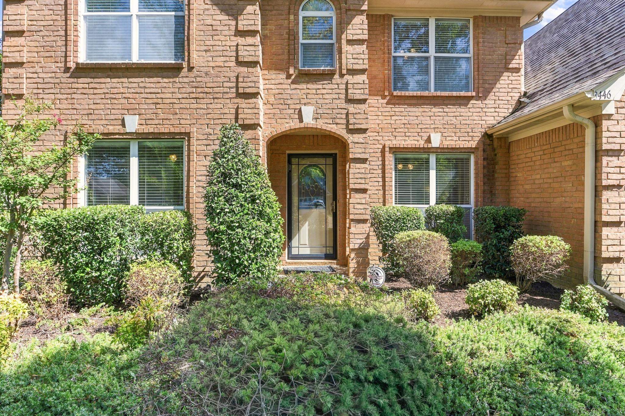 3446 Wolf Spring Ln Property Photo 6