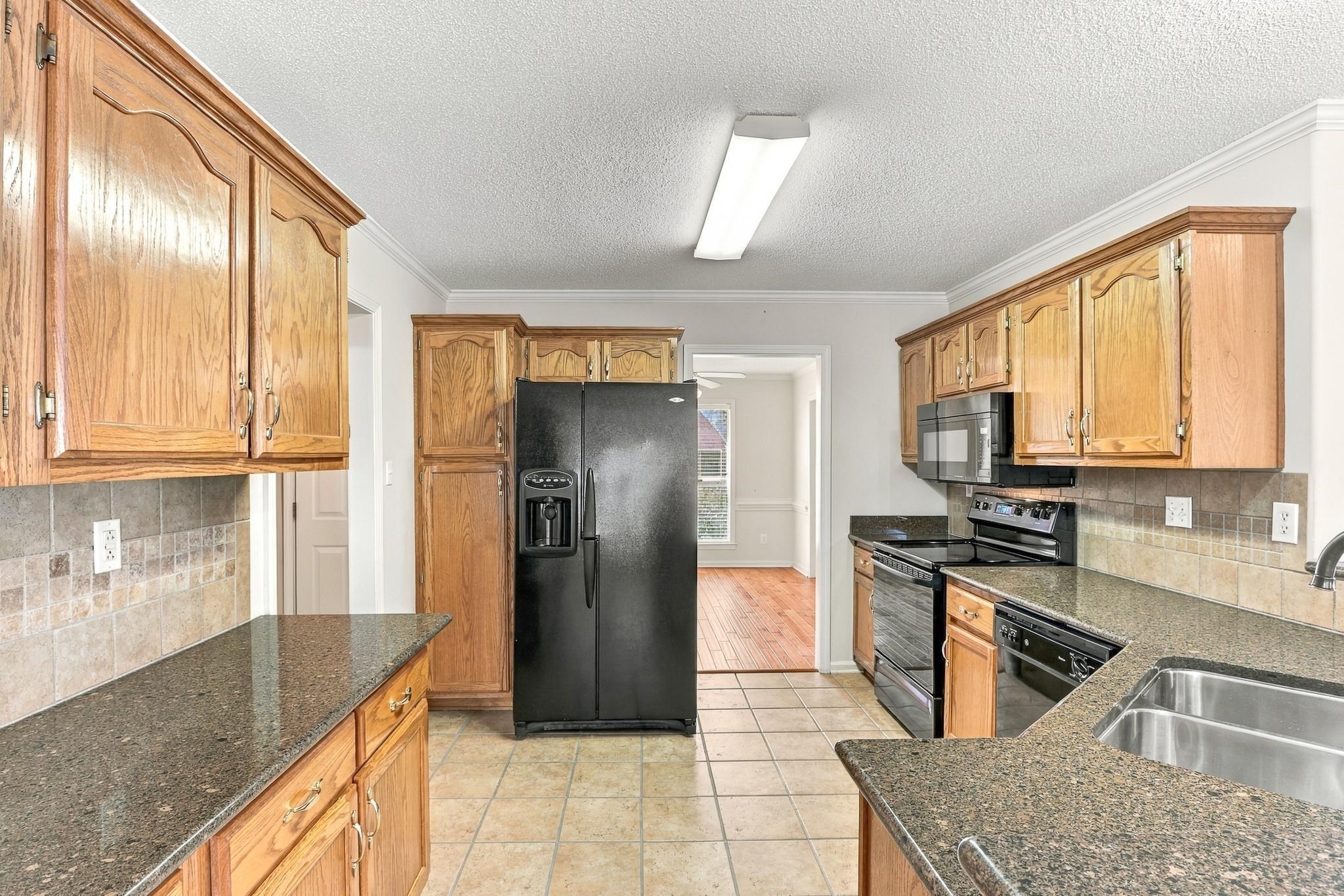 3446 Wolf Spring Ln Property Photo 16