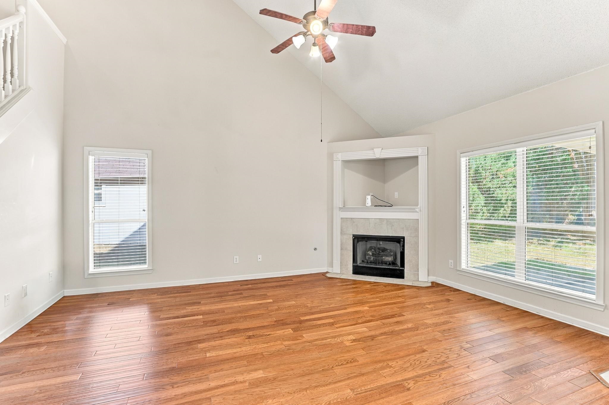 3446 Wolf Spring Ln Property Photo 21