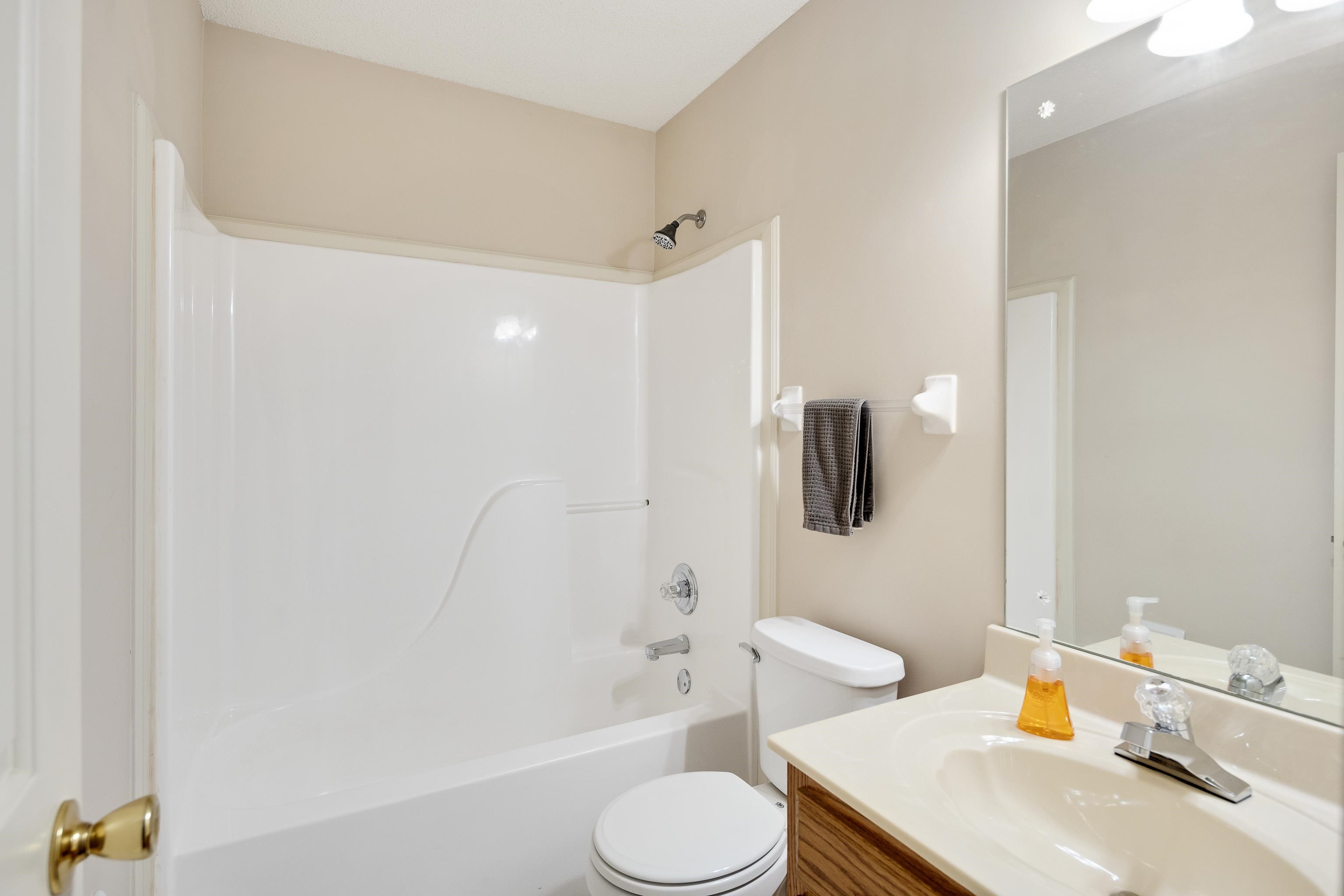 3446 Wolf Spring Ln Property Photo 23