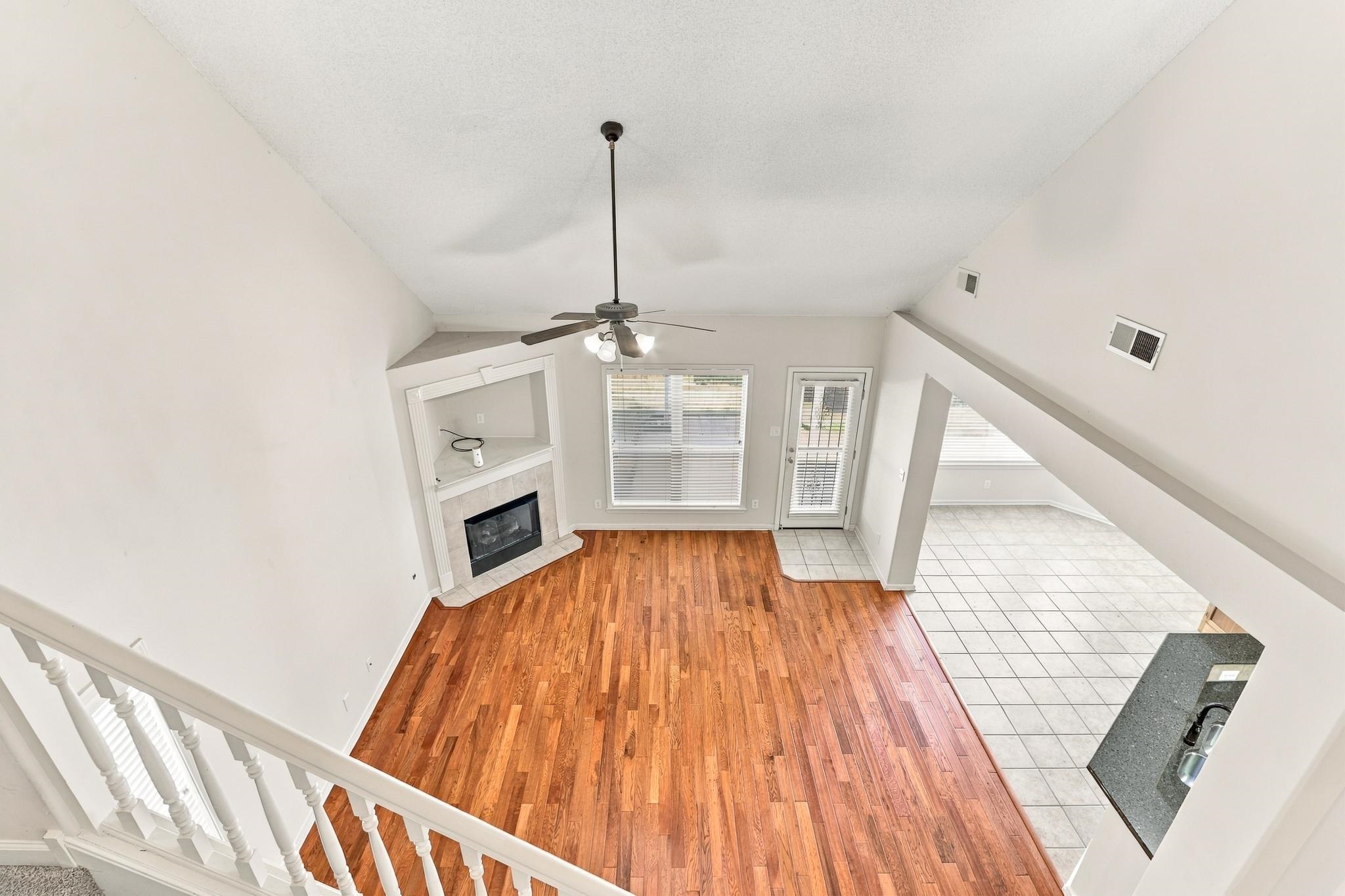 3446 Wolf Spring Ln Property Photo 25