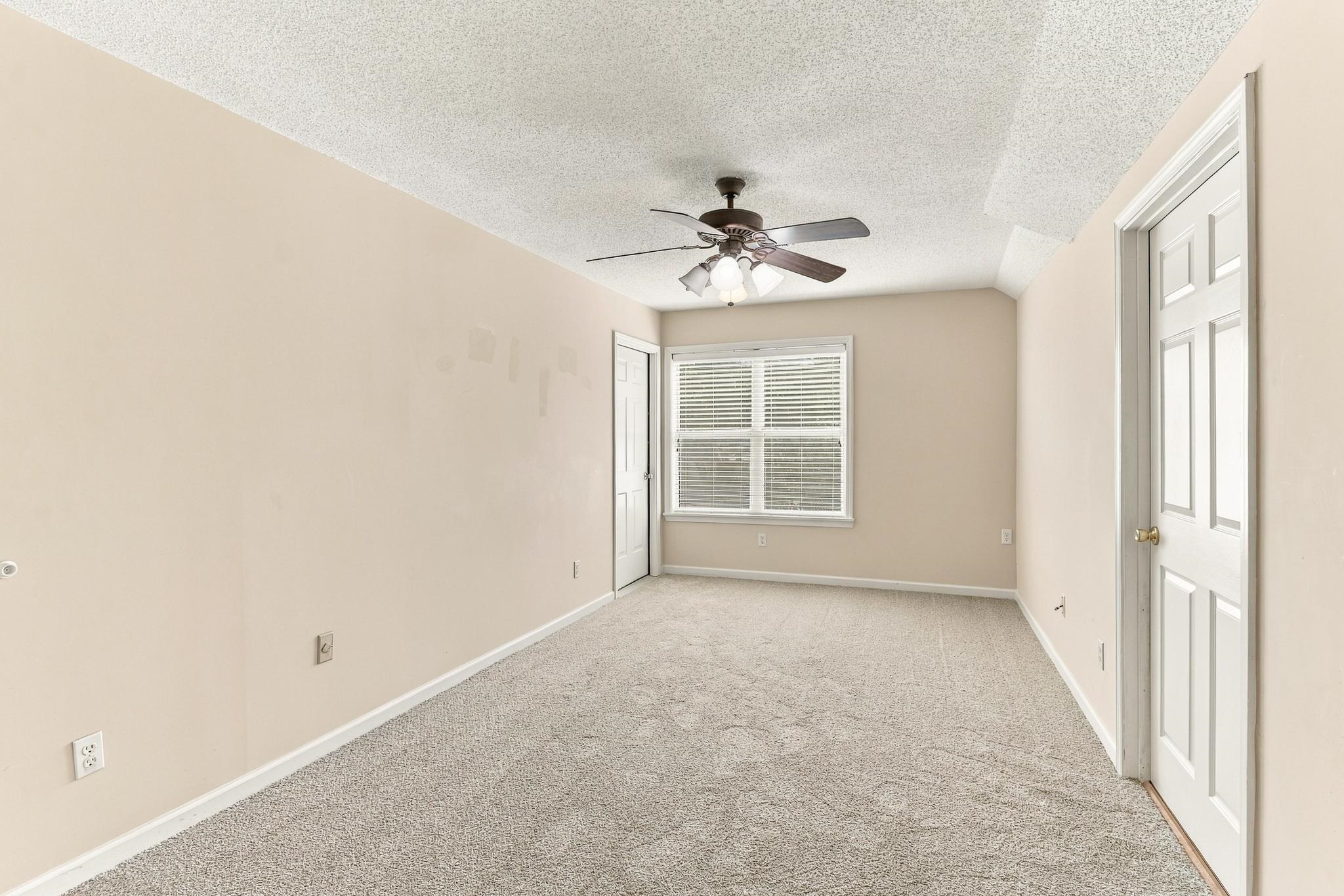 3446 Wolf Spring Ln Property Photo 31