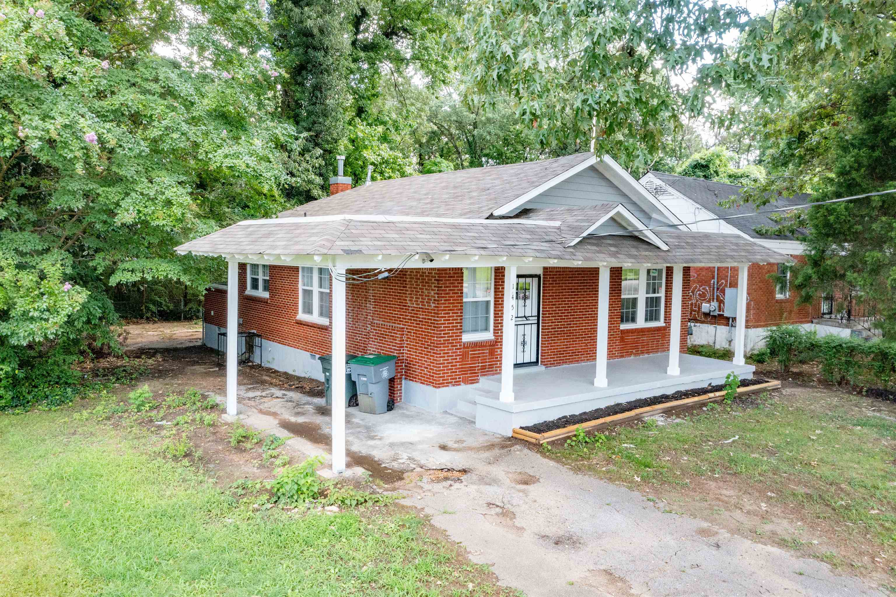 1452 CASTALIA ST Property Photo 1