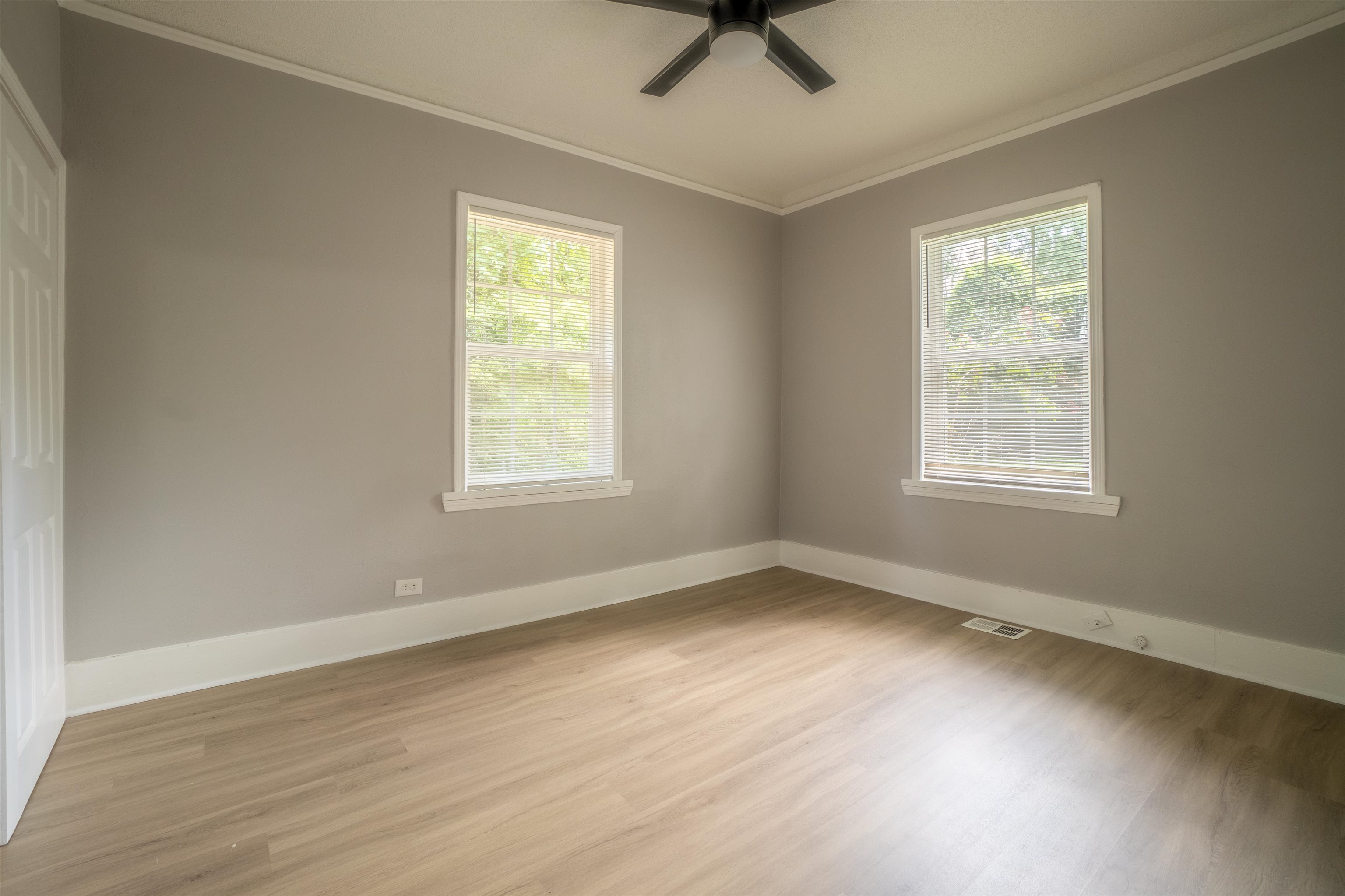 1452 Castalia St Property Photo 17