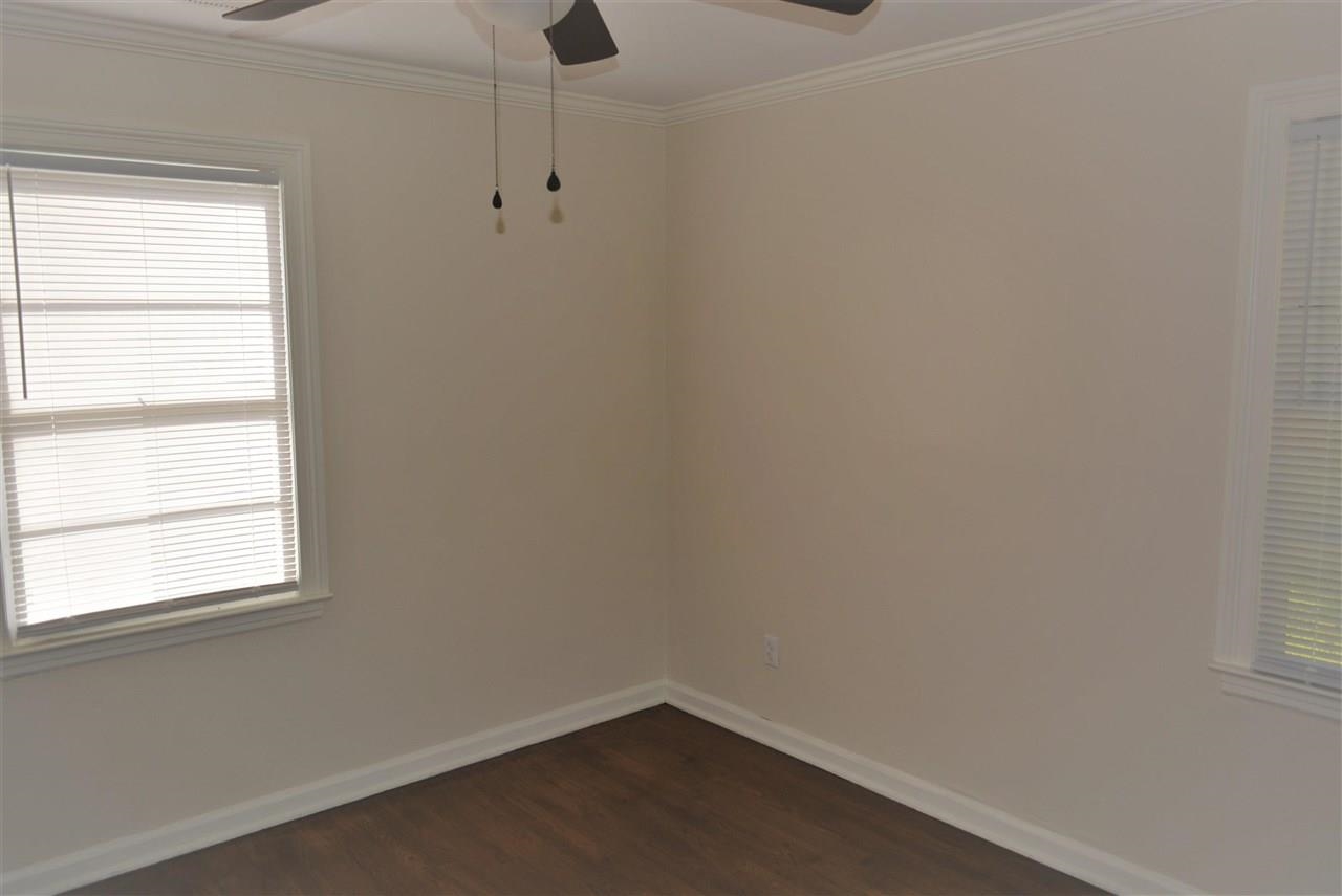 4390 Willow Rd Property Photo 12
