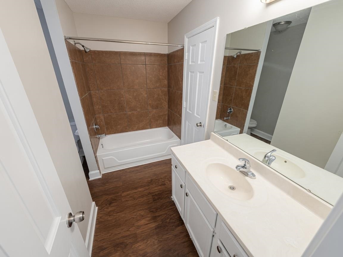 5549 Blossom Ln Property Photo 11