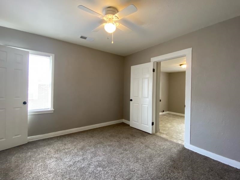 1869 S Lauderdale St Property Photo 3