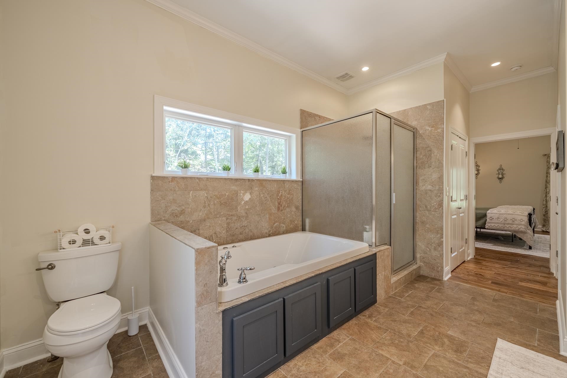40 Suzy Cv Property Photo 17