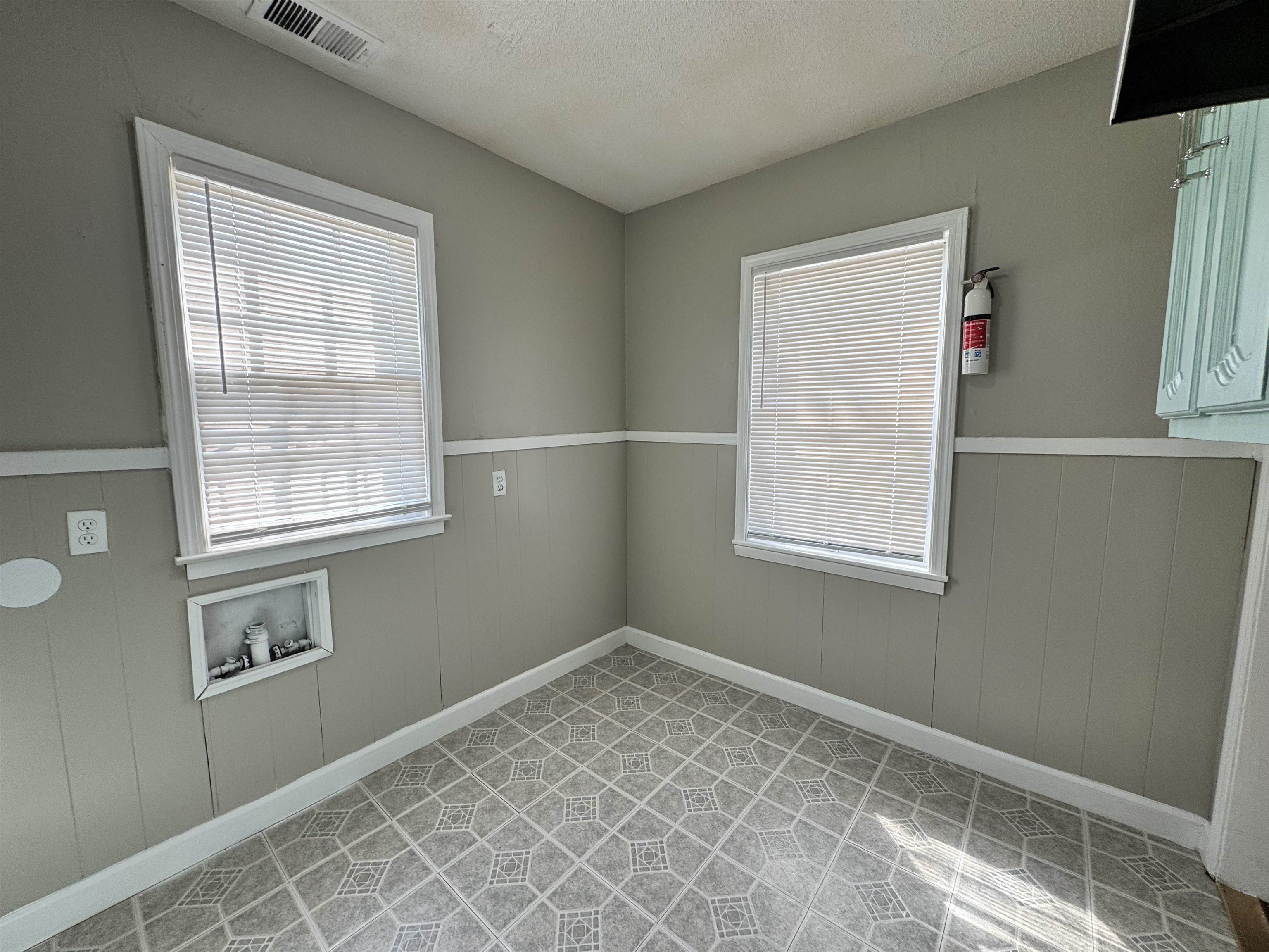 992 Wrenwood St Property Photo 12