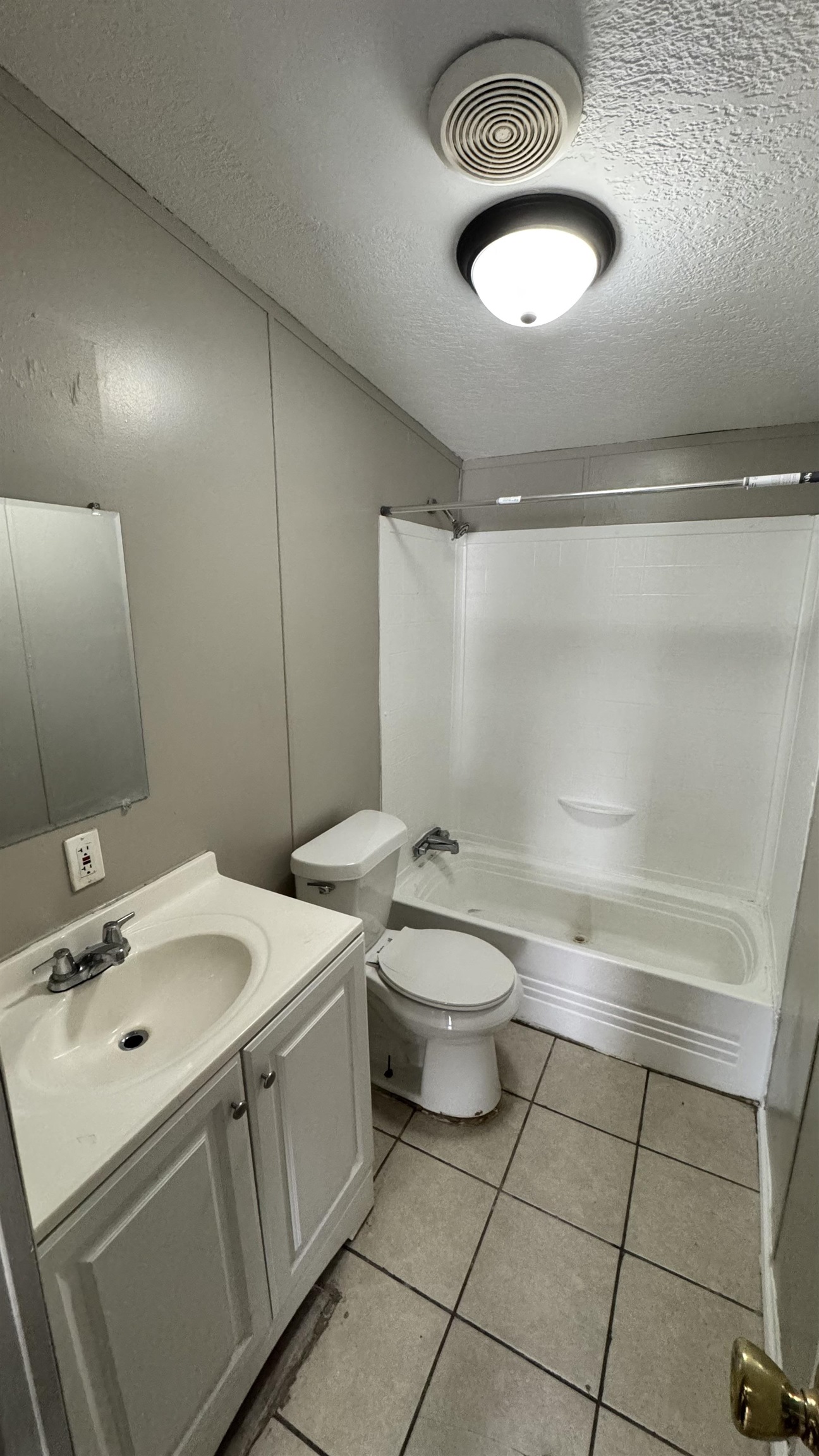 288 W Brooks Rd Property Photo 8