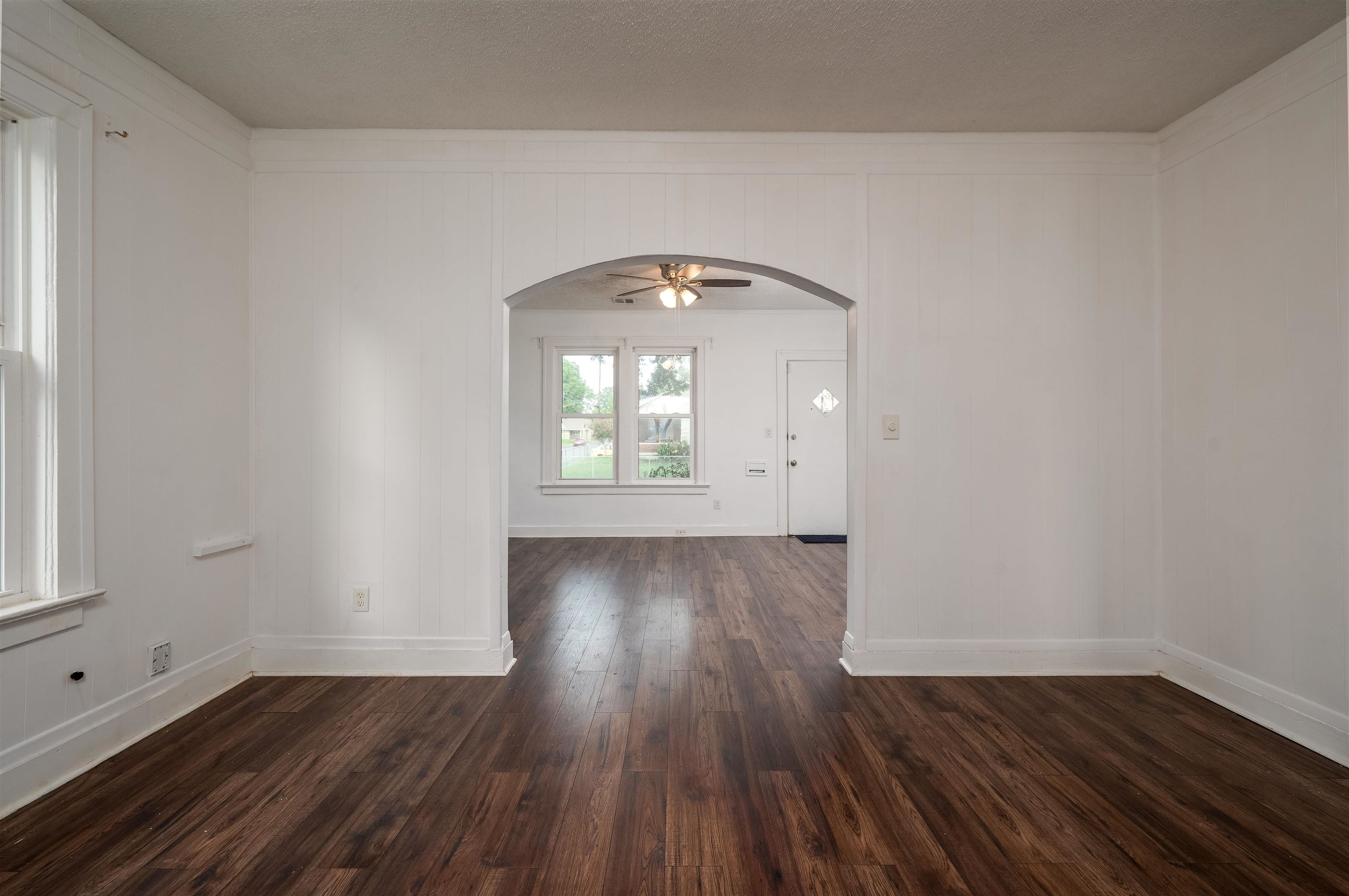 855 Maury St Property Photo 6
