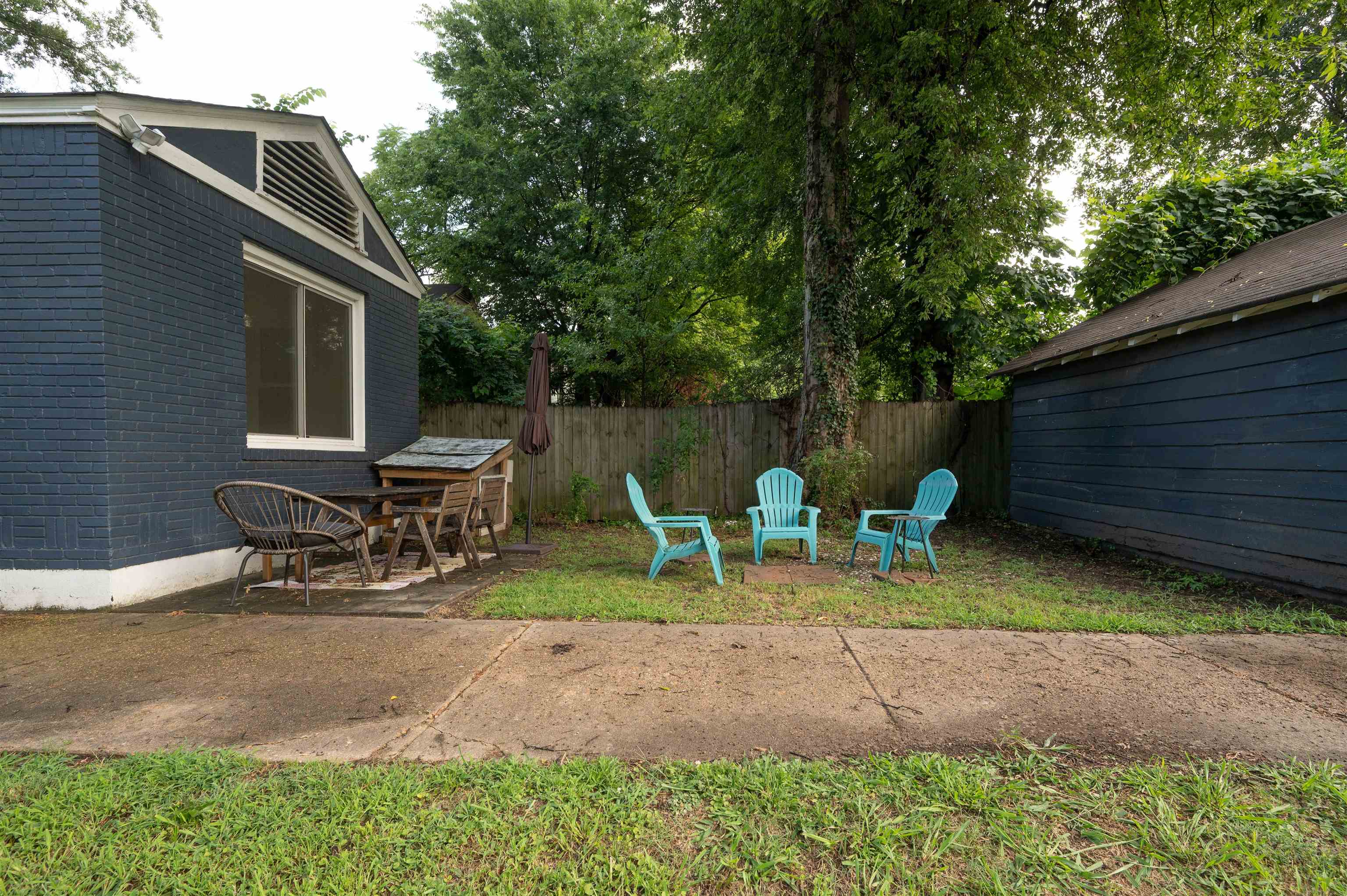 855 Maury St Property Photo 16