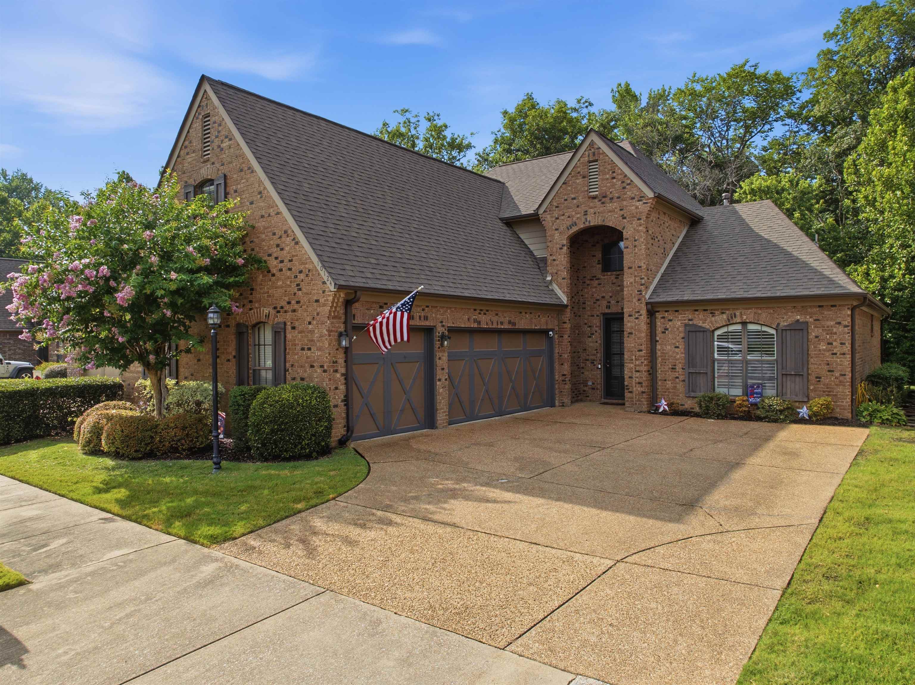 10124 Serenity Ln Property Photo 2