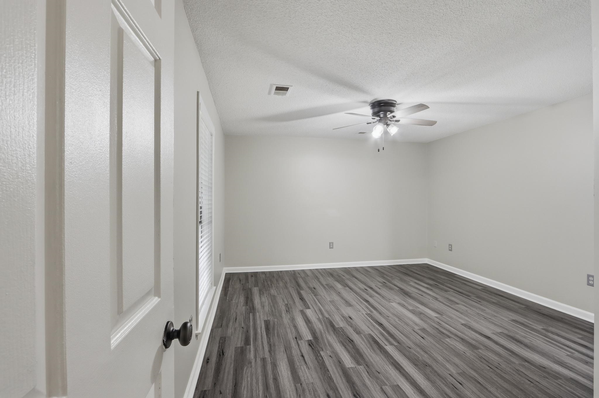 2957 S Pondside Dr Property Photo 15