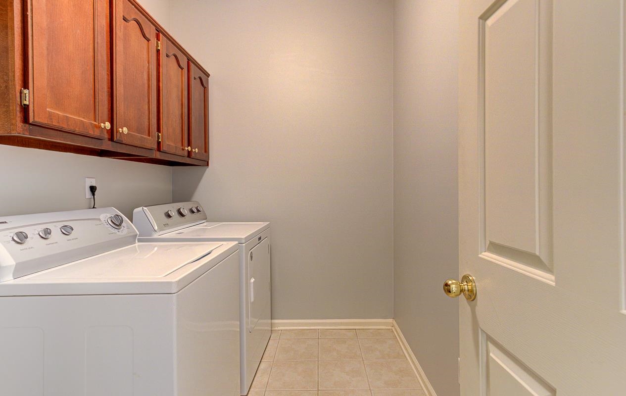 3390 Pembroke Ellis Cv Property Photo 21