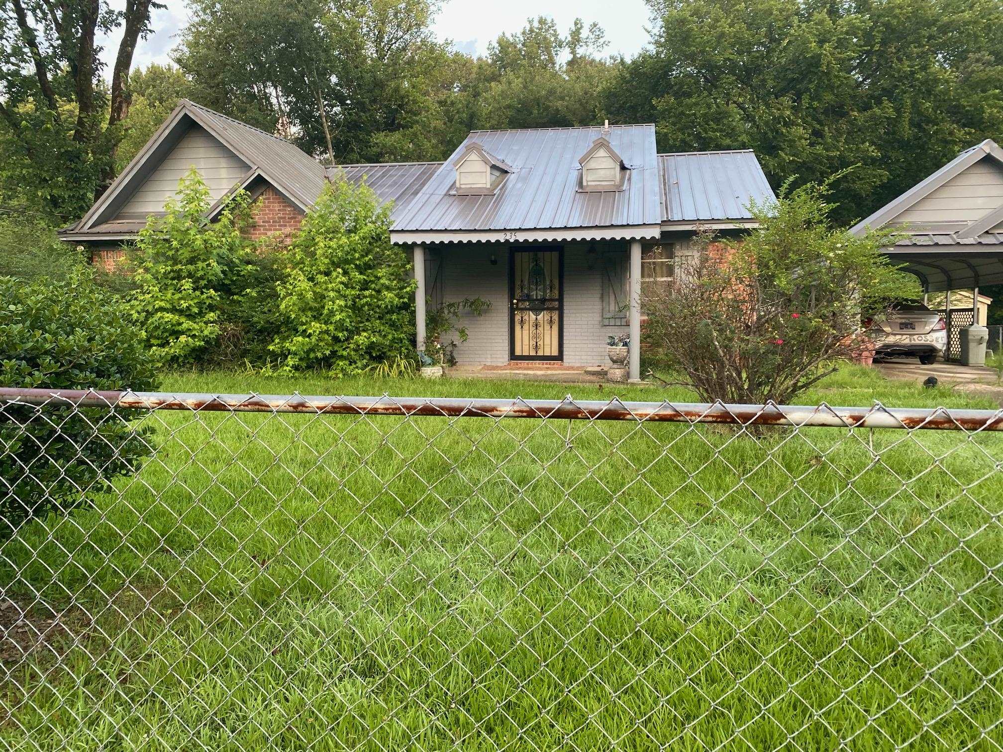 235 Rodeo Rd Property Photo 1