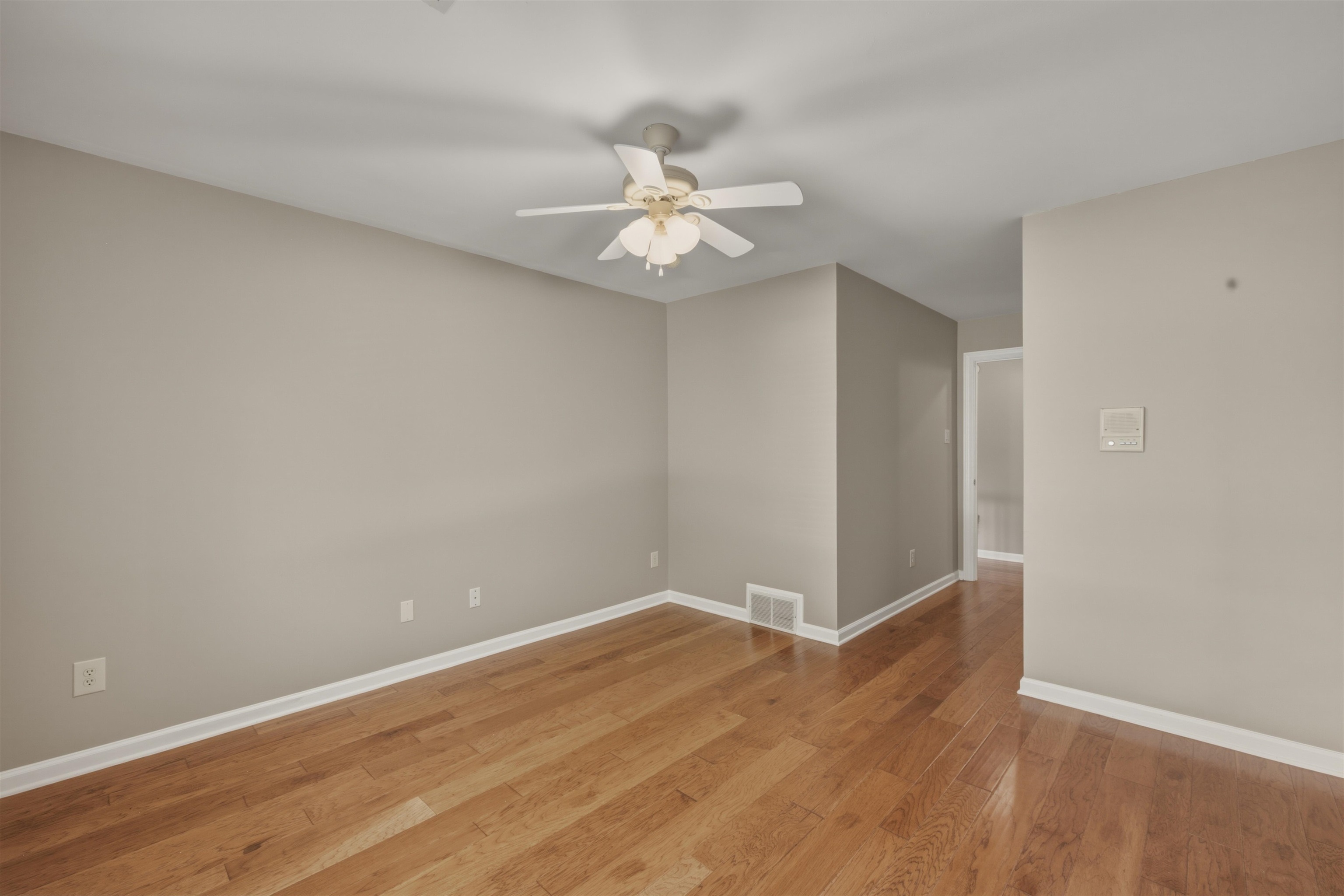 9533 Dogwood Estates Dr Property Photo 32