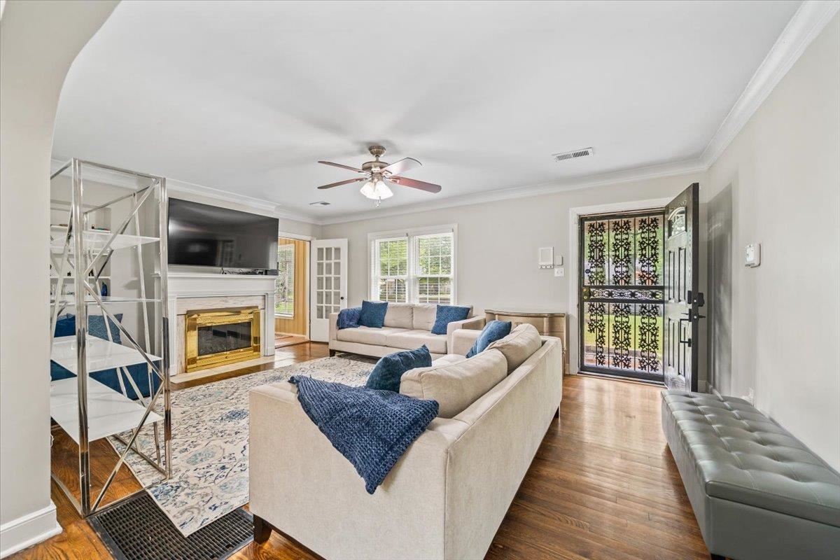 49 S Century St Property Photo 6