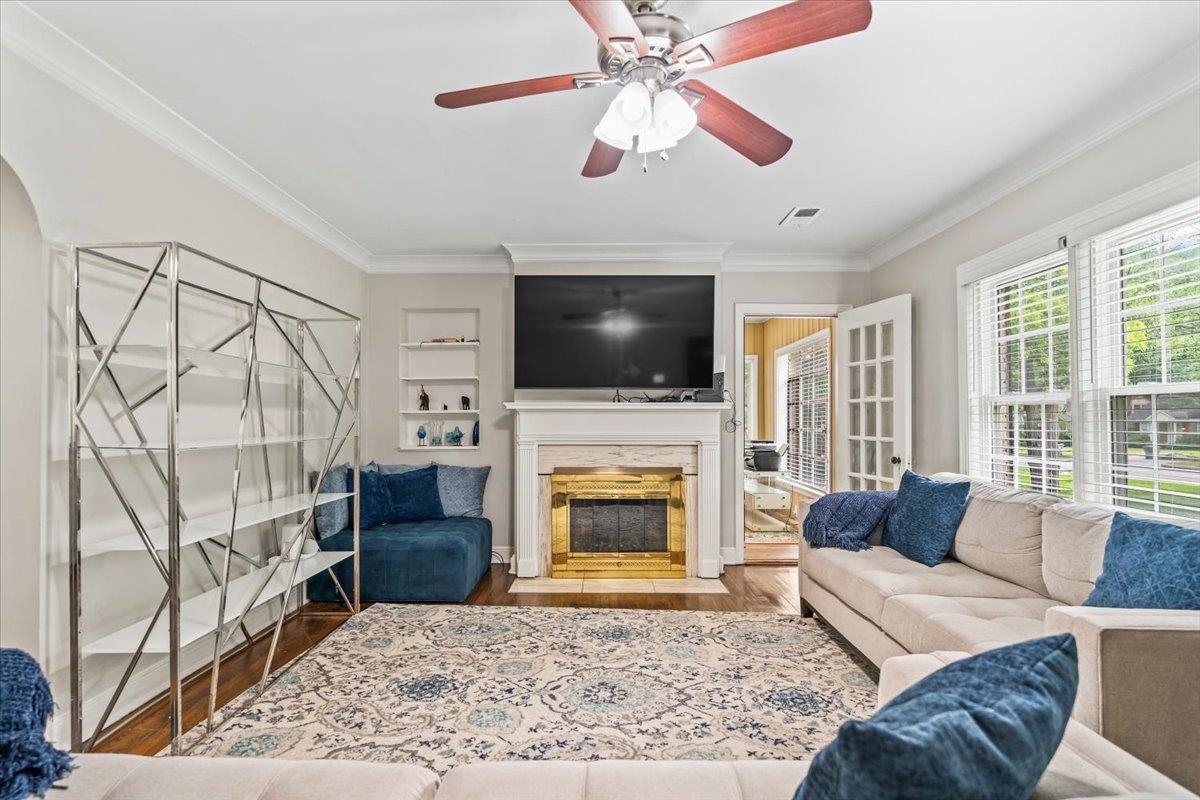 49 S Century St Property Photo 8
