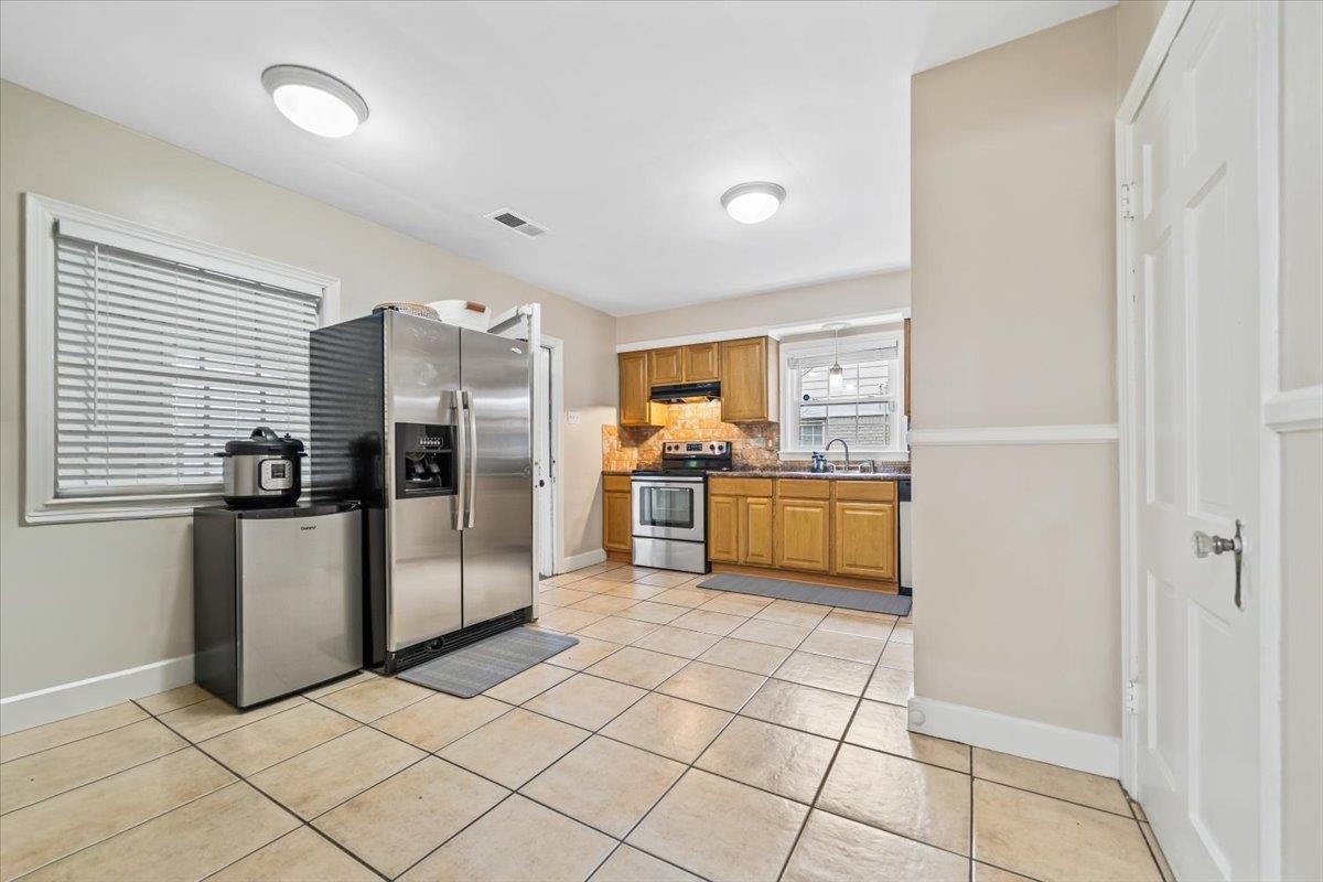 49 S Century St Property Photo 13