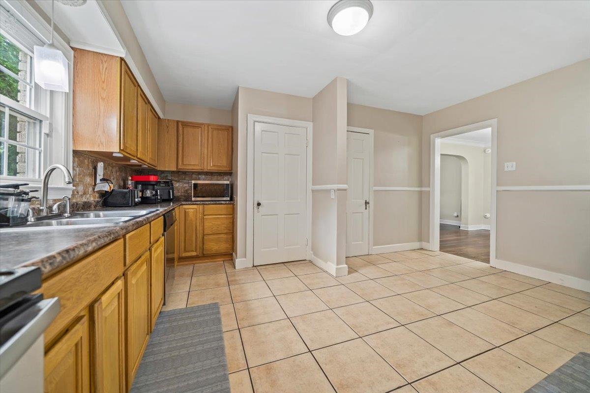 49 S Century St Property Photo 17